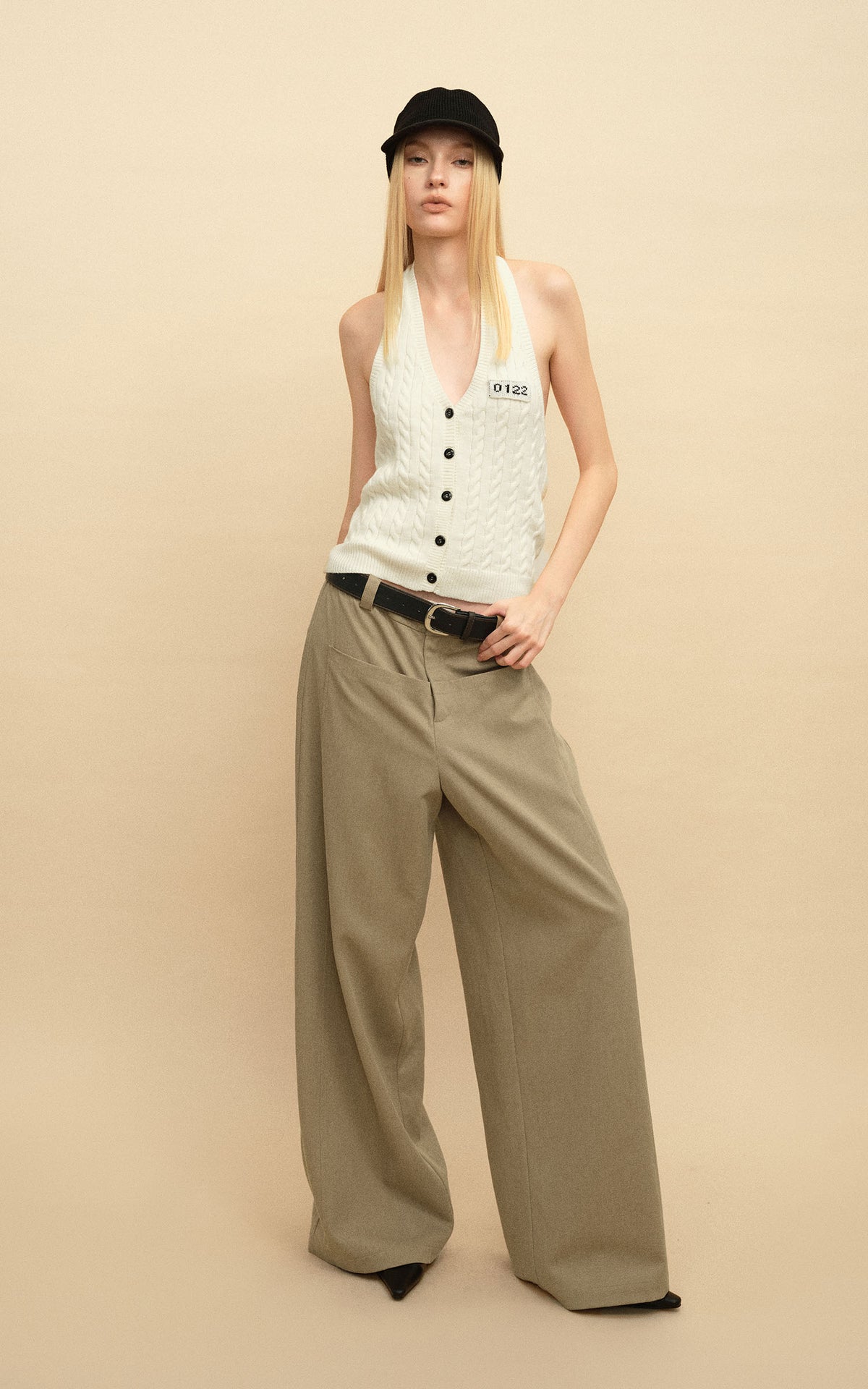 0122stepll Cable Knit Halter Button Vest