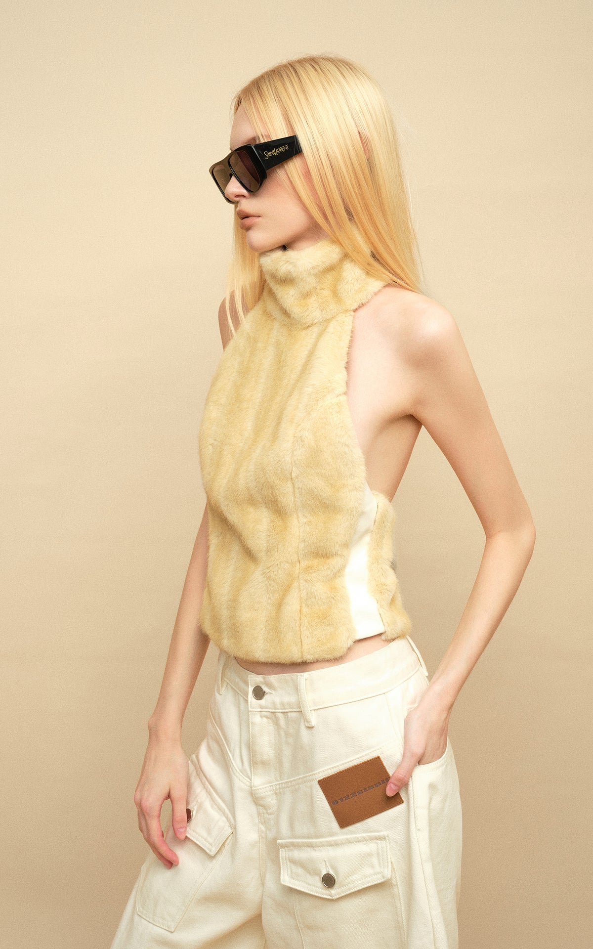 0122stepll Faux Fur Open-Back Halter Top