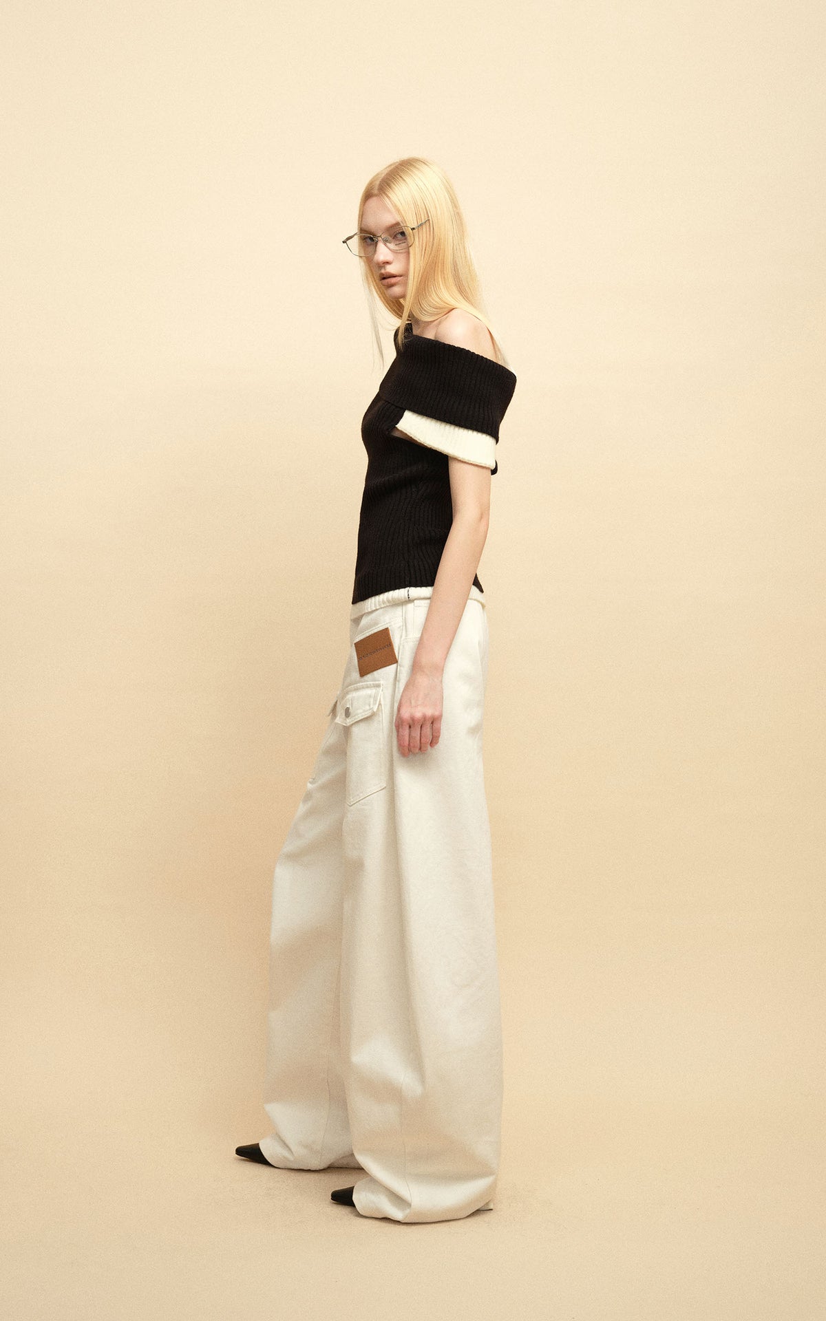 0122stepll Contrast Deconstructed Off-Shoulder Knit Top