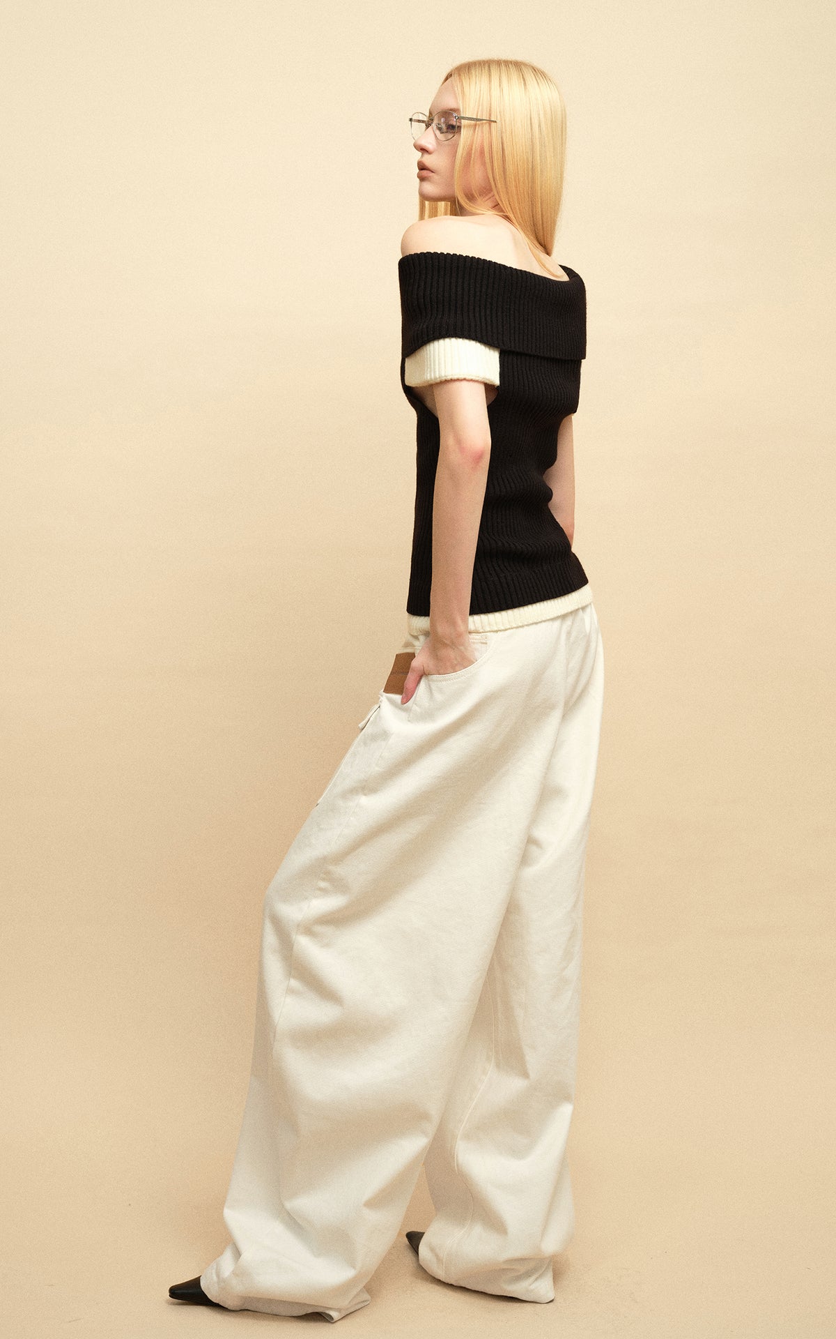0122stepll Contrast Deconstructed Off-Shoulder Knit Top