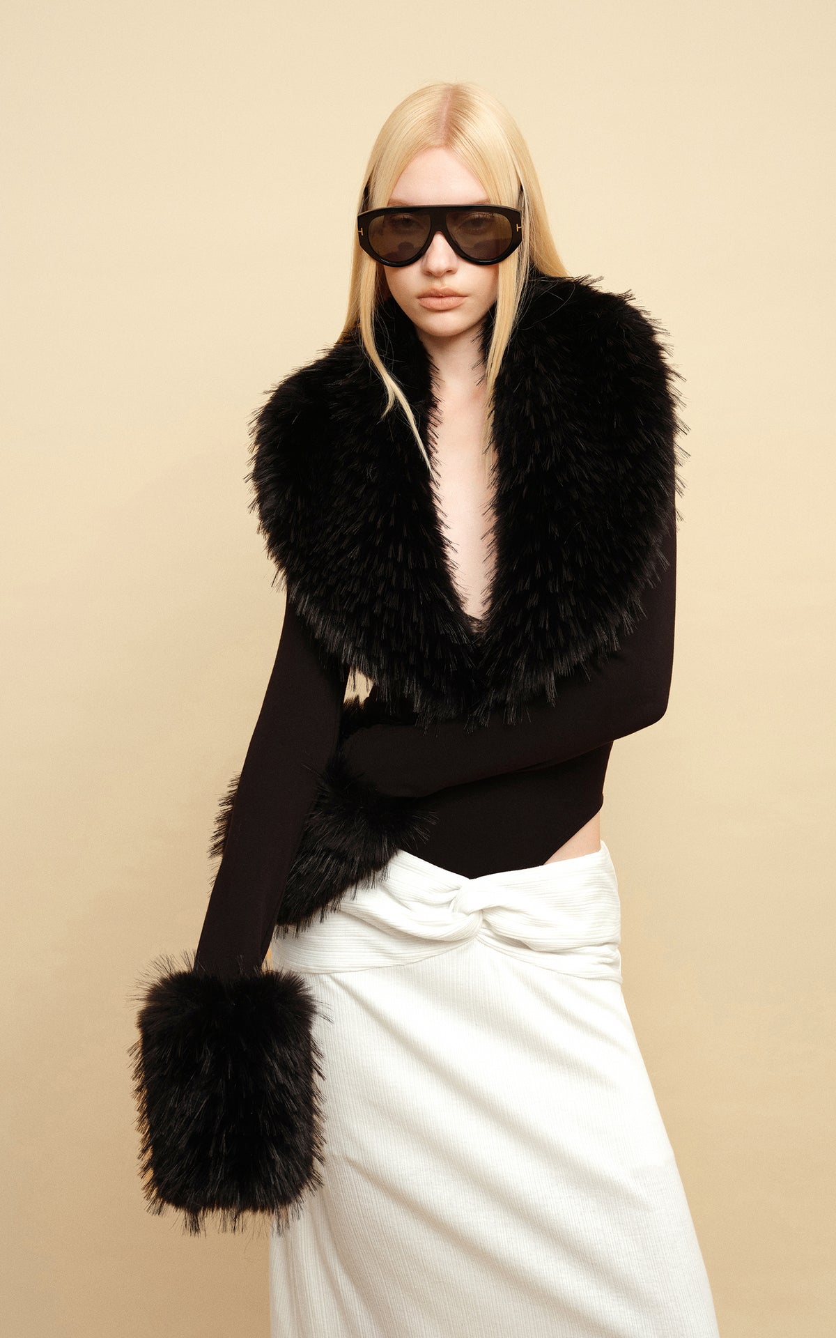 0122stepll Faux Fur Collar Plunge Bodysuit