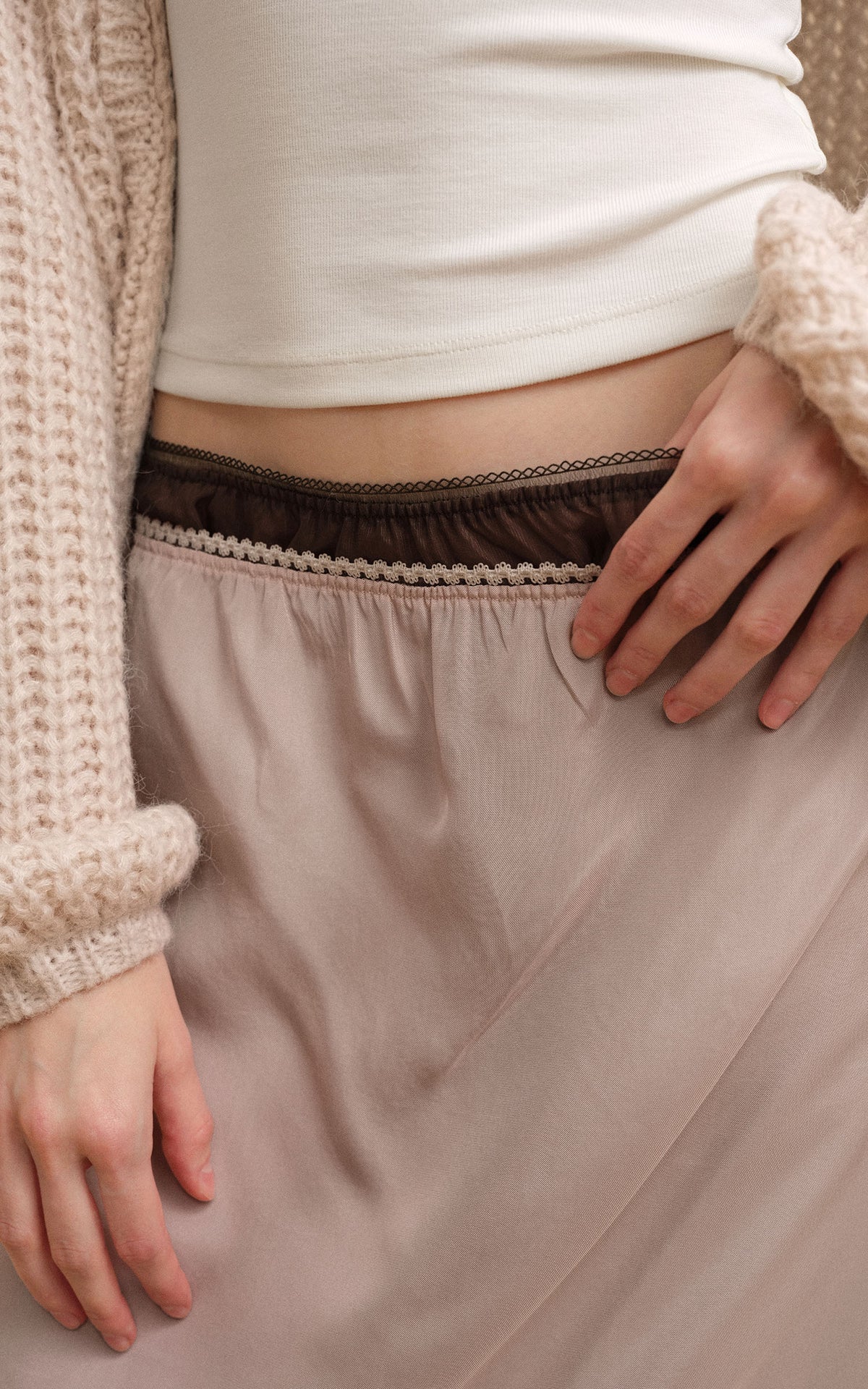 0122stepll Two-Piece Layered Lace Midi Skirt