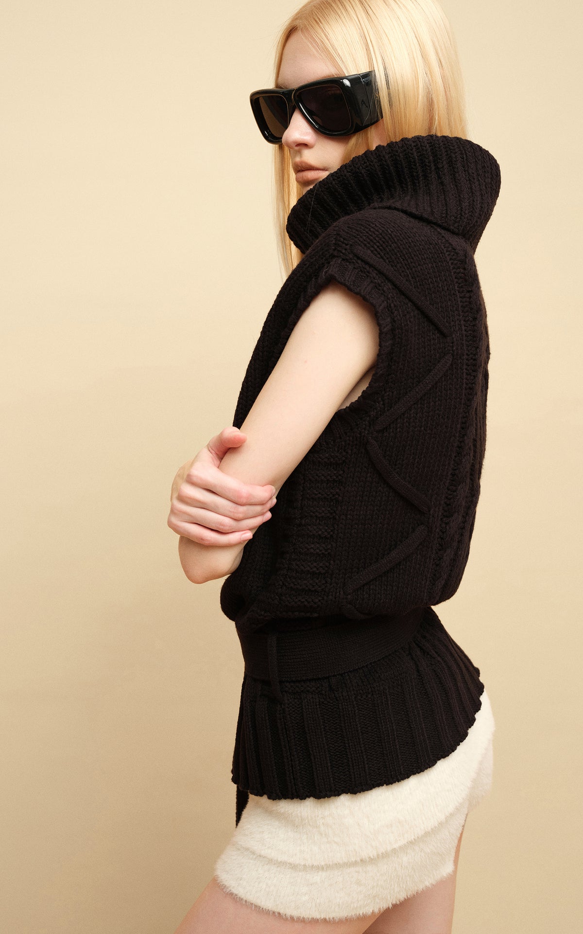 0122stepll Deconstructed Cable Knit Belted Turtleneck Vest