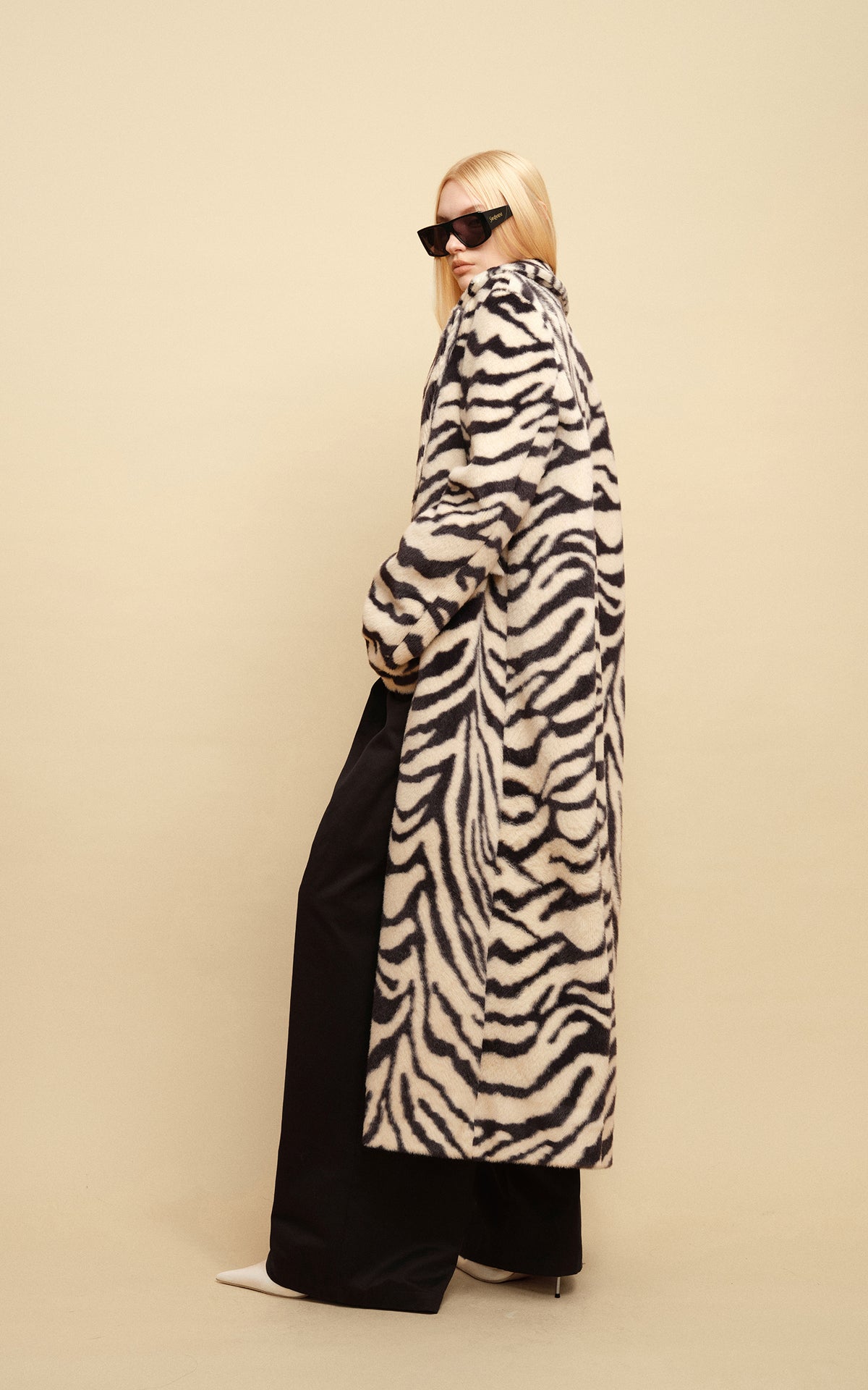 0122stepll Zebra Faux Fur Long Coat