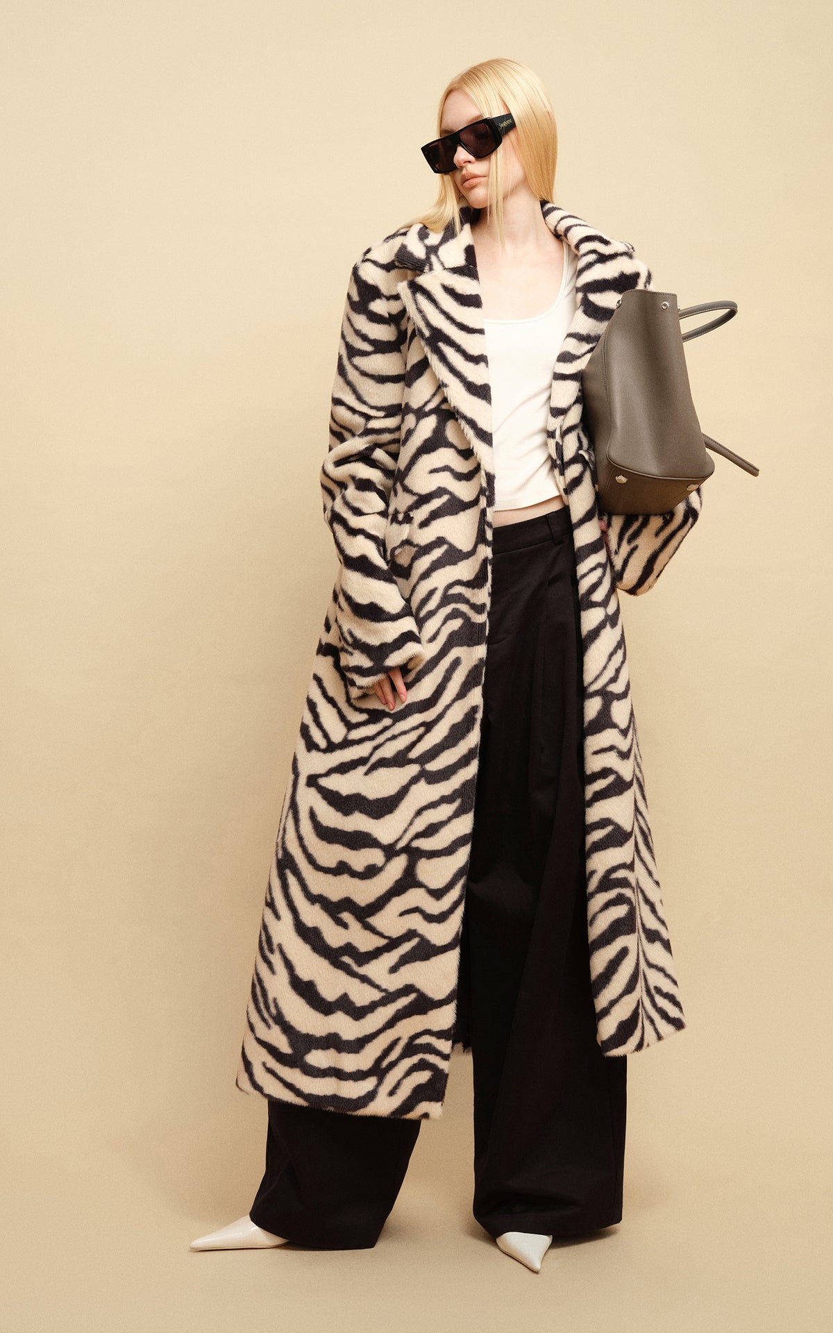 0122stepll Zebra Faux Fur Long Coat