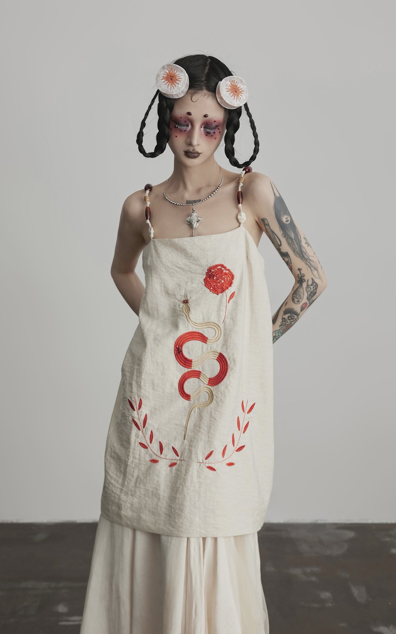 DOINDULGE Embroidered Snake and Flower Layered Linen Dress