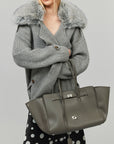 0122stepll Plush Wool Collar Belted Knit Jacket