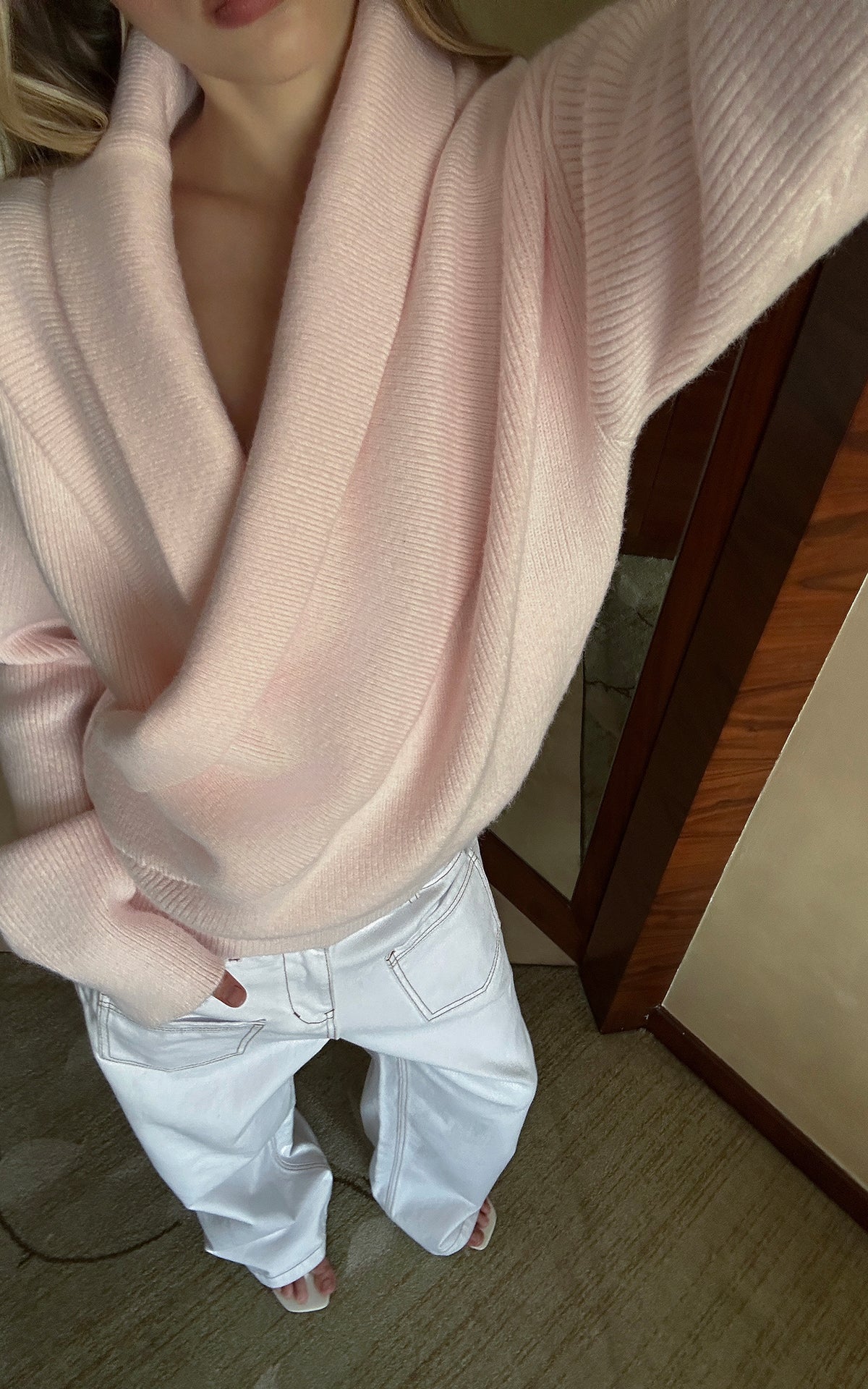0122stepll Pull en maille à devant croisé drapé