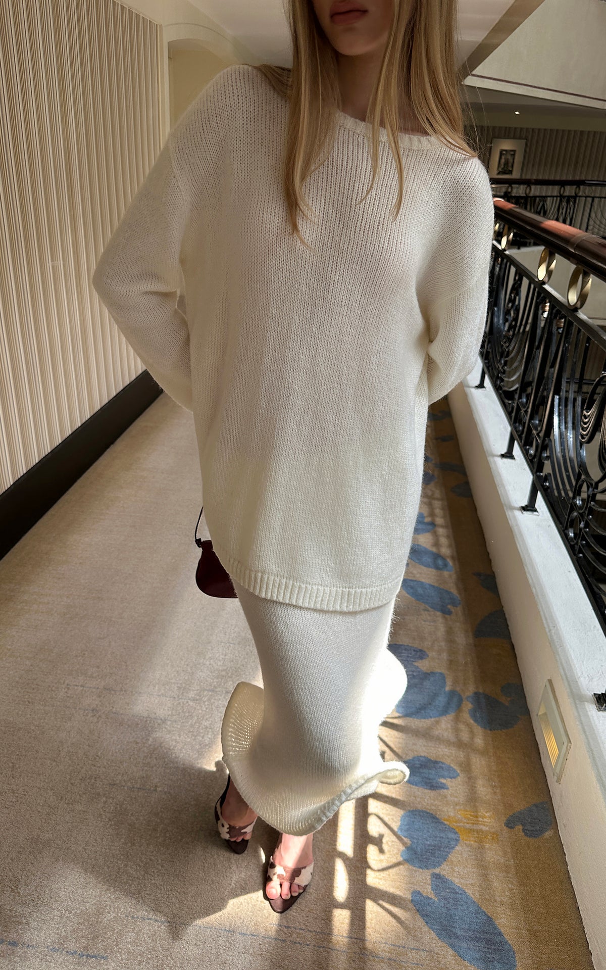 0122stepll Oversized Sweater &amp; Sculpted Hem Midi Skirt Set