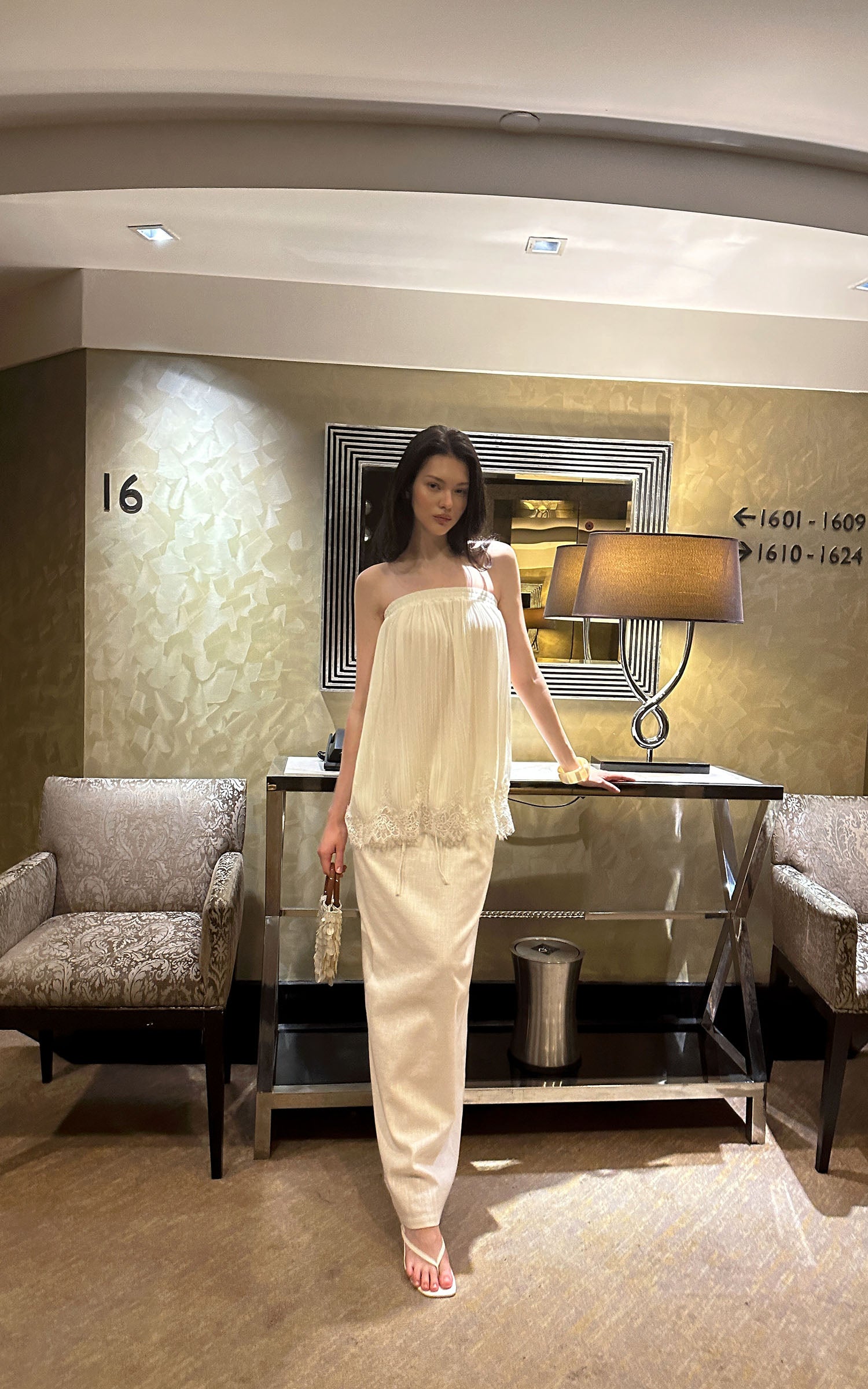 0122stepll Pleated Tube Top &amp; Long Skirt Set