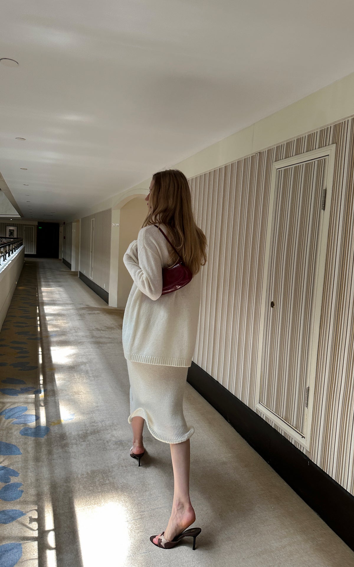 0122stepll Oversized Sweater &amp; Sculpted Hem Midi Skirt Set