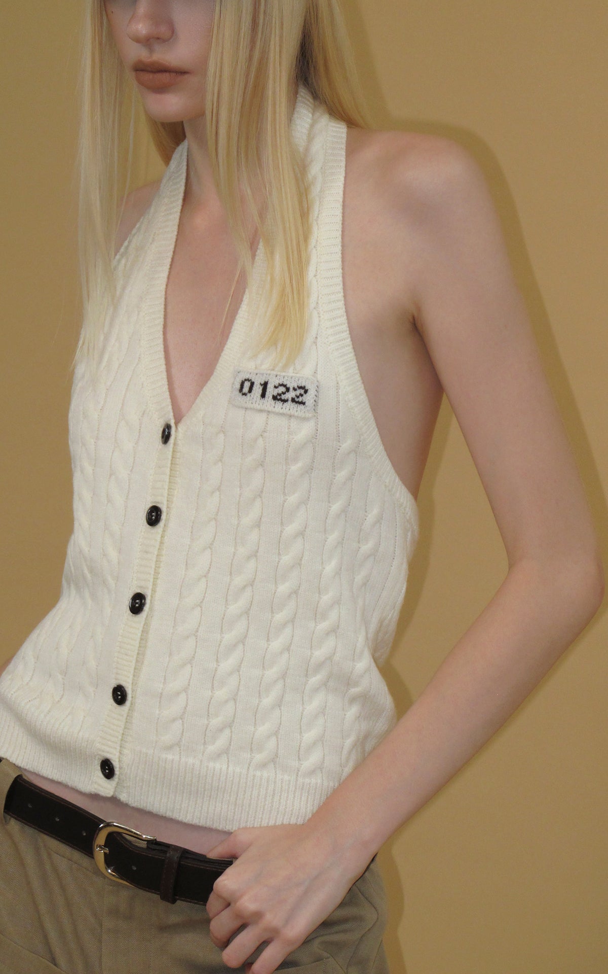 0122stepll Cable Knit Halter Button Vest