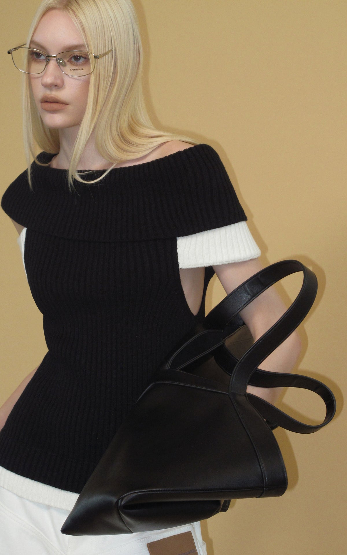 0122stepll Contrast Deconstructed Off-Shoulder Knit Top