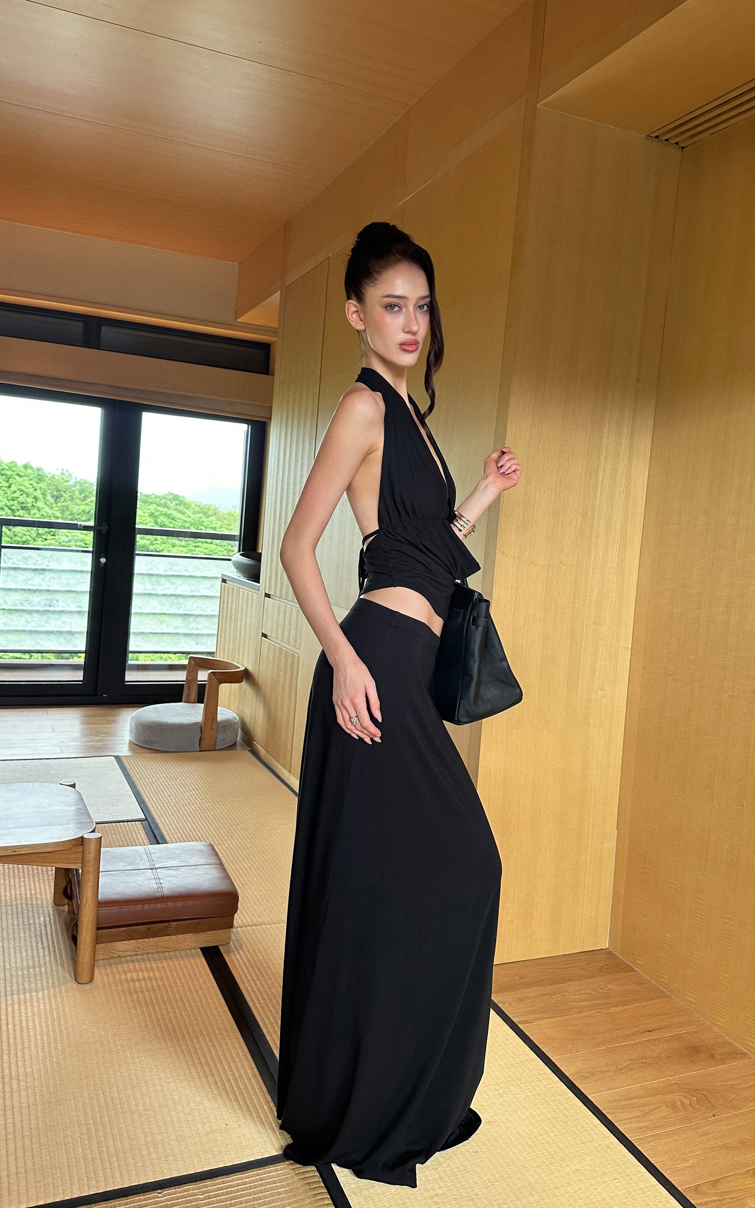 0122stepll Haut halter à décolleté plongeant &amp; Ensemble jupe maxi à taille basse