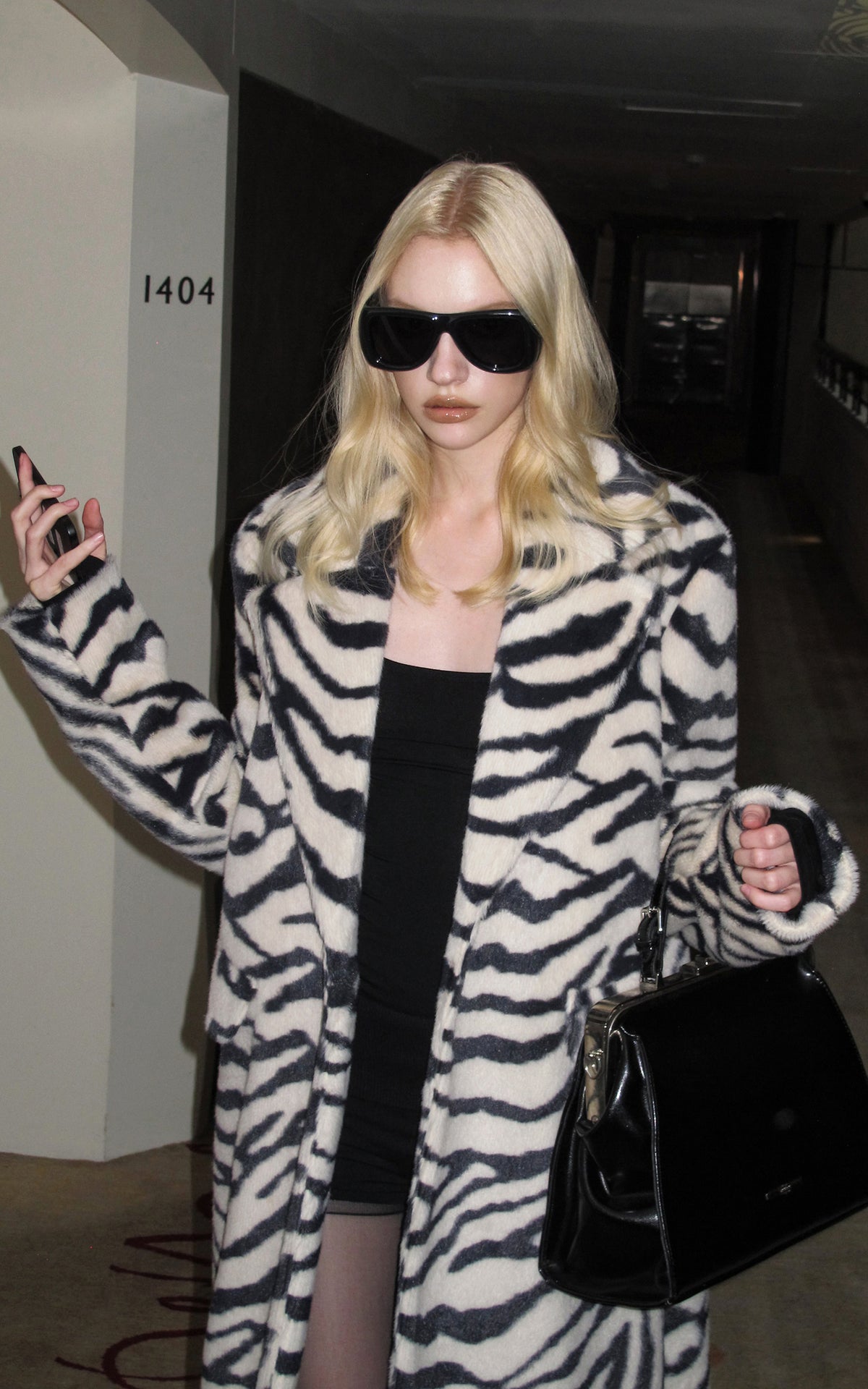 0122stepll Zebra Faux Fur Long Coat