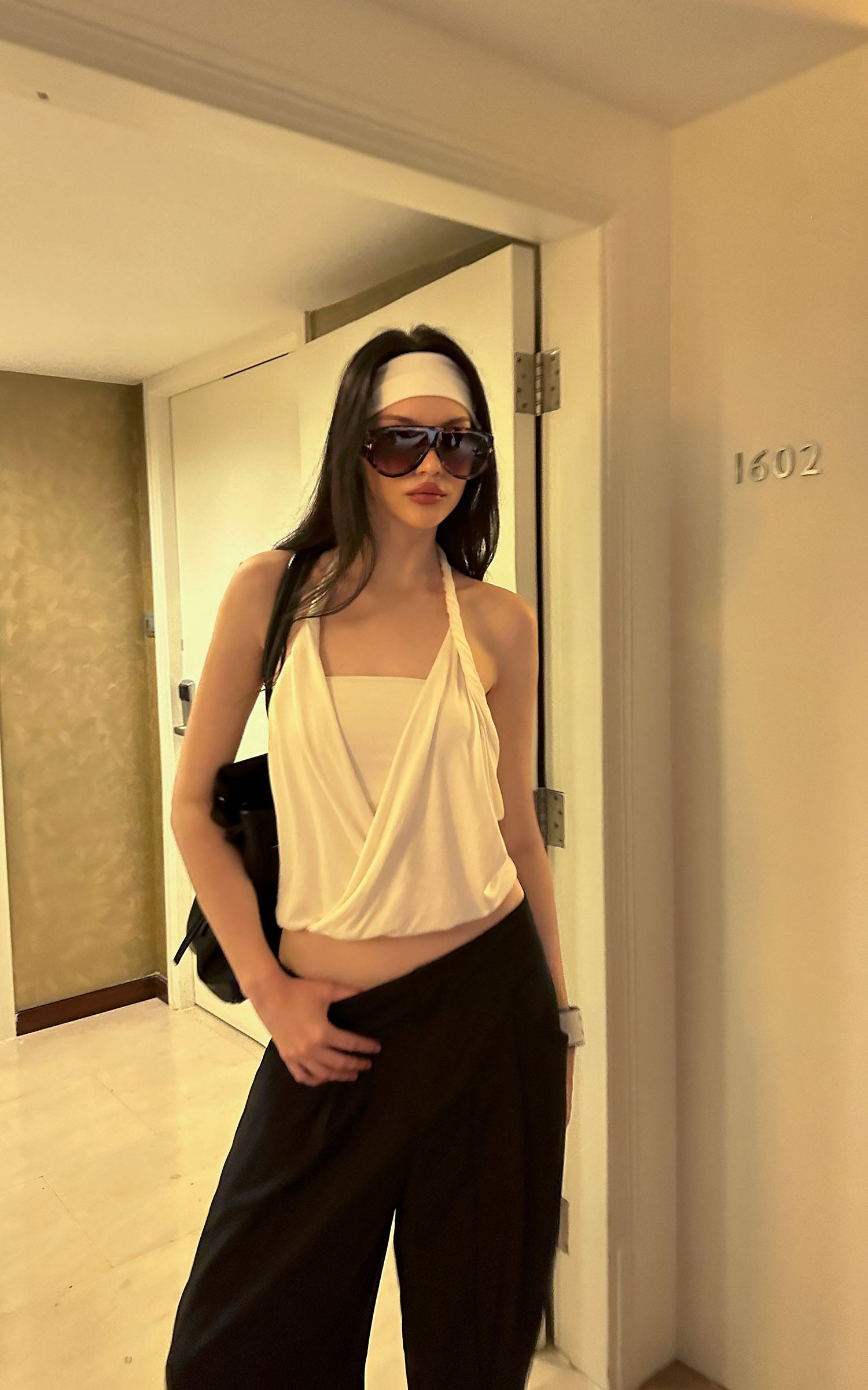 0122stepll Draped Halter Tube Top
