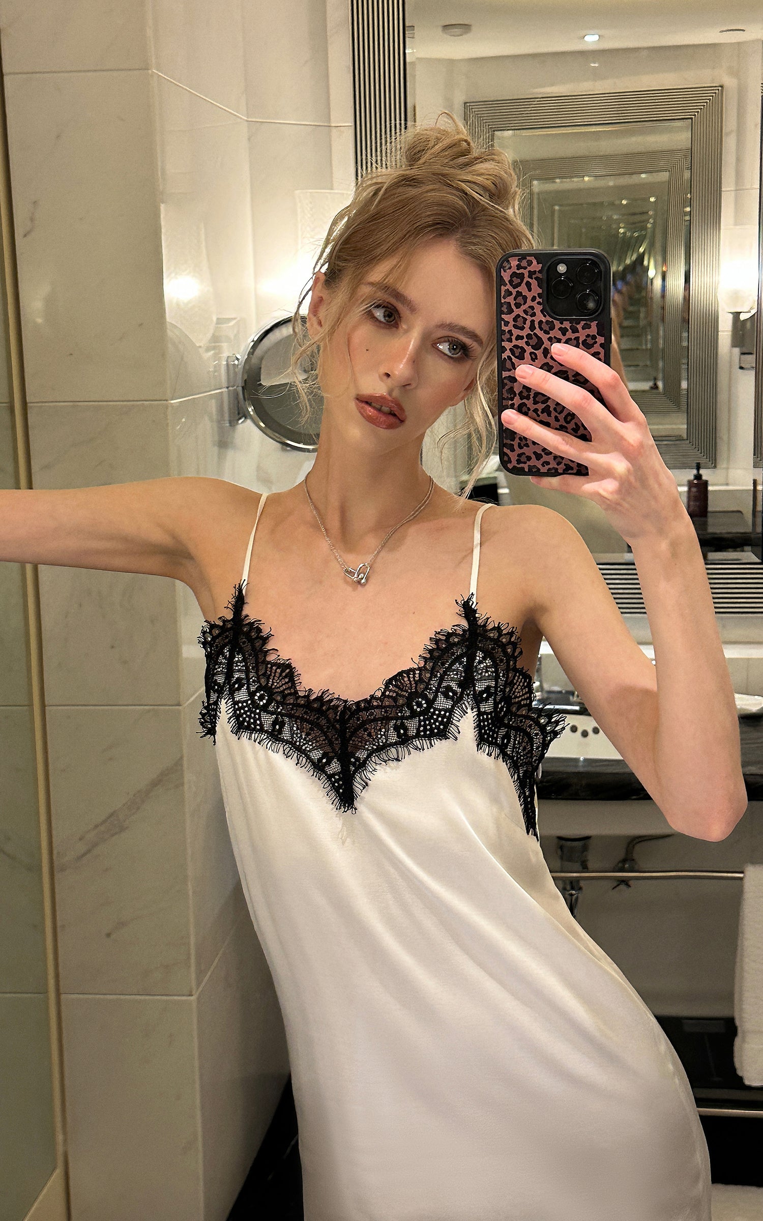 0122stepll Lace-Trim Asymmetric Satin Slip Dress