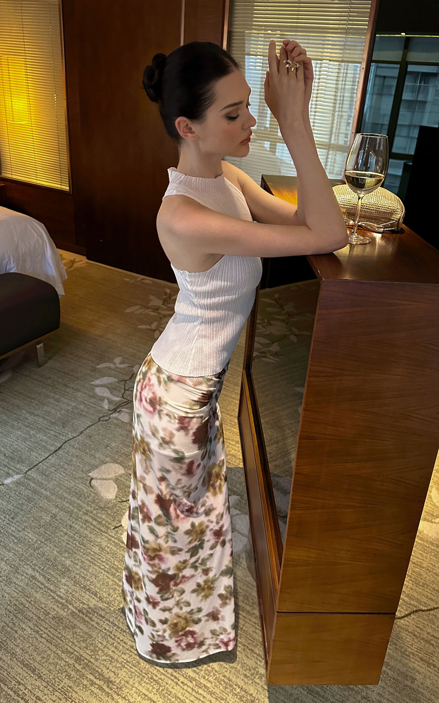 0122stepll Floral Twist Mesh Maxi Skirt