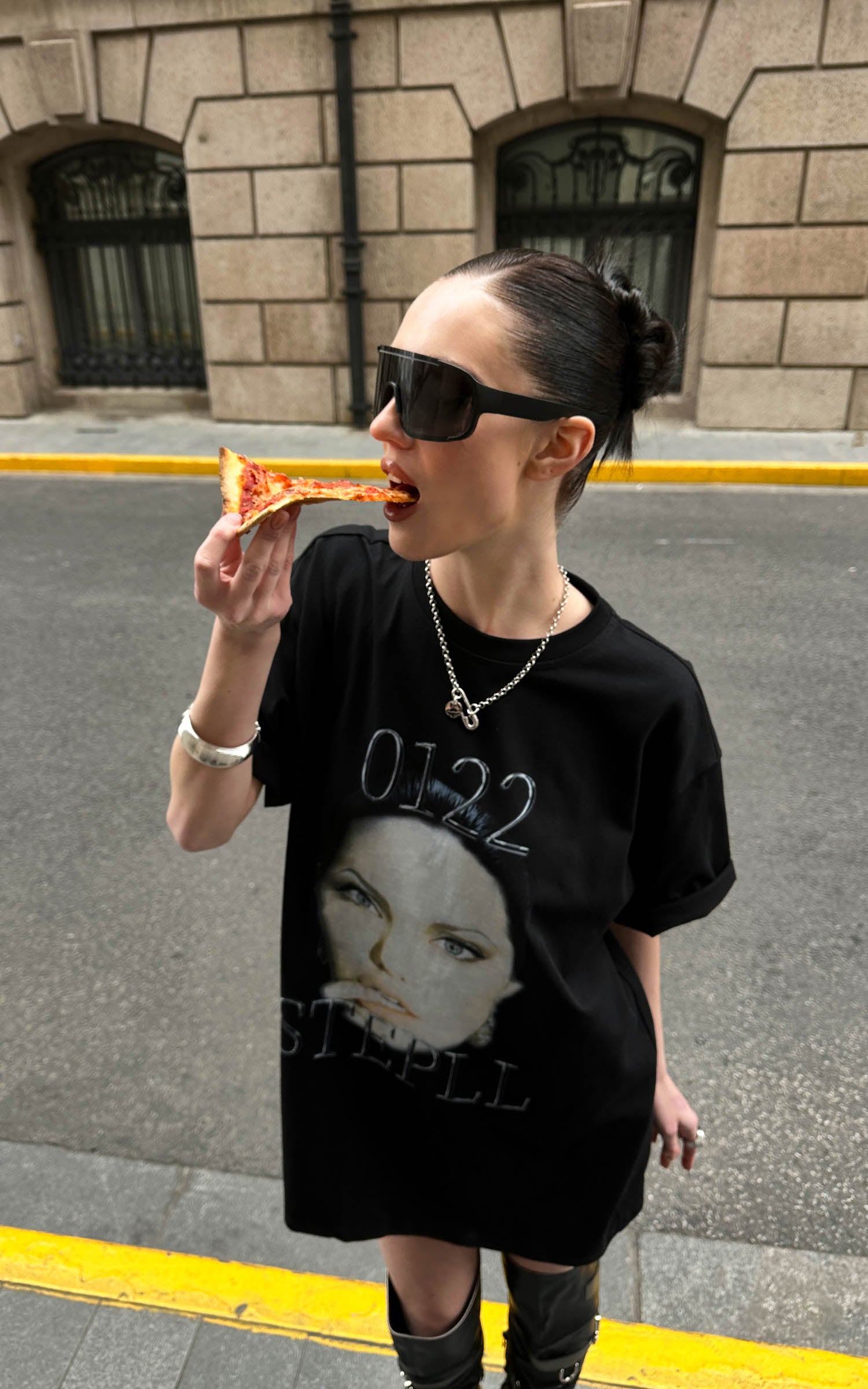 0122stepll Graphic Face Oversized T-Shirt