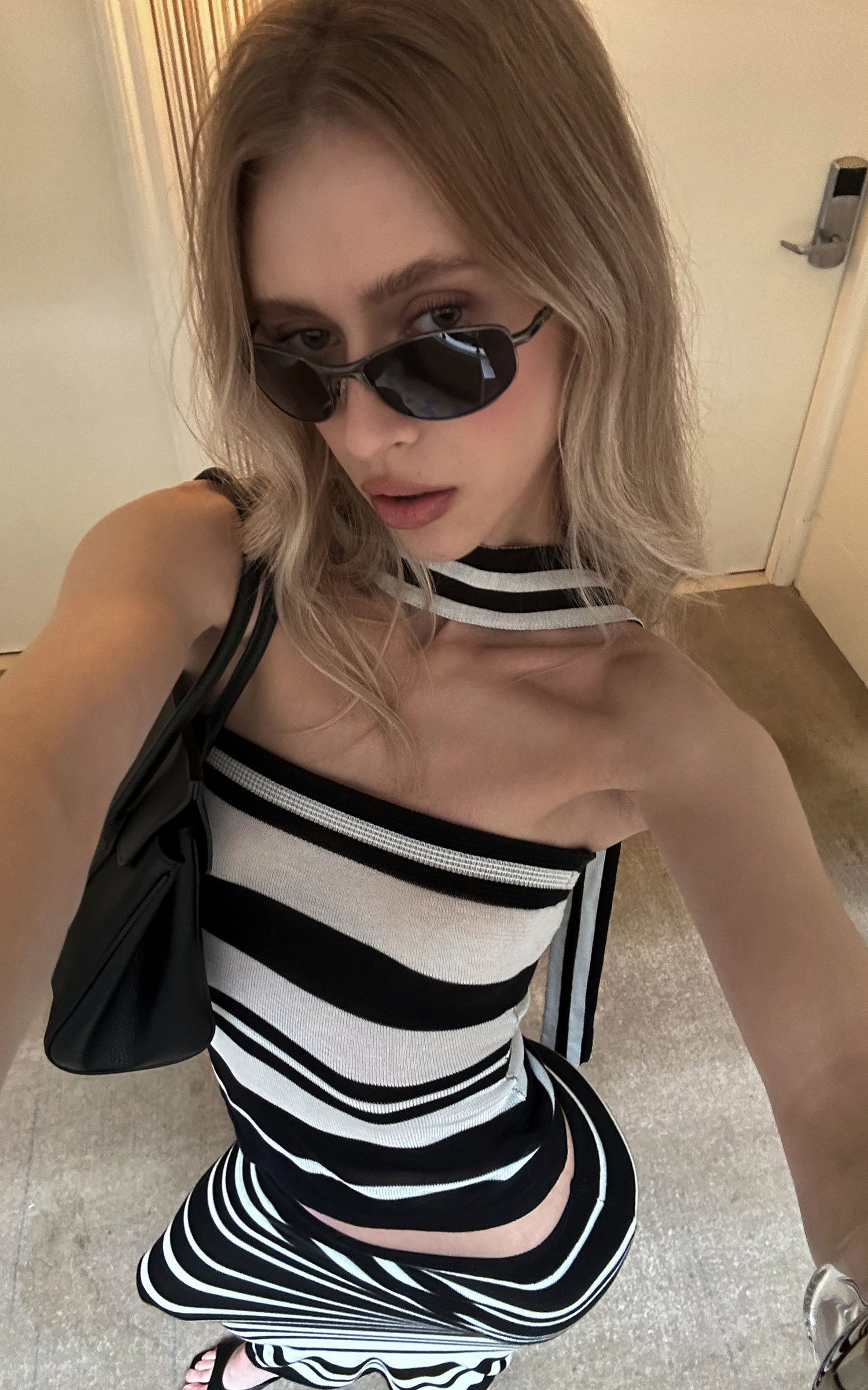 0122stepll Striped Scarf-Neck Tube Top &amp; Maxi Skirt Set