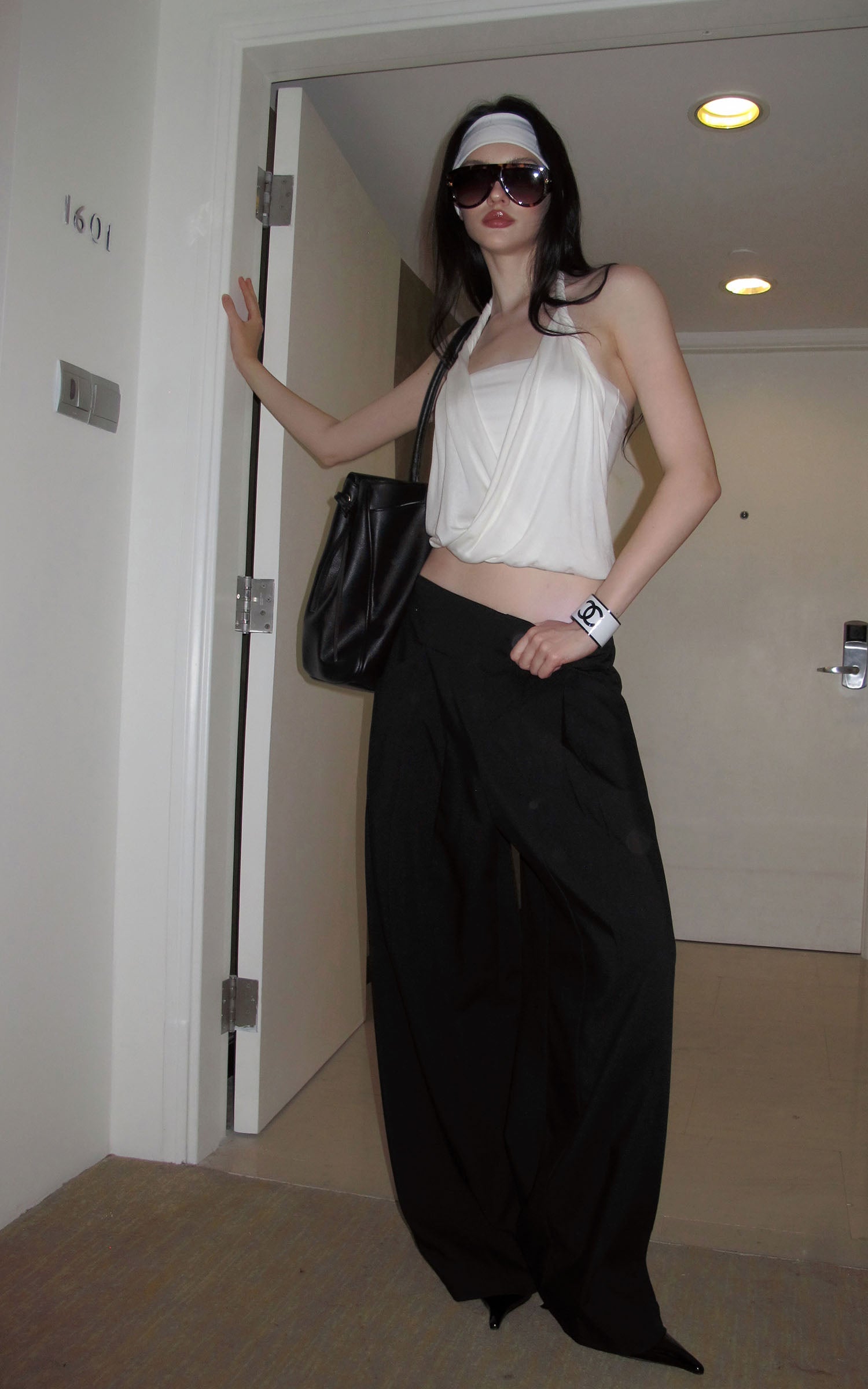 0122stepll Draped Halter Tube Top