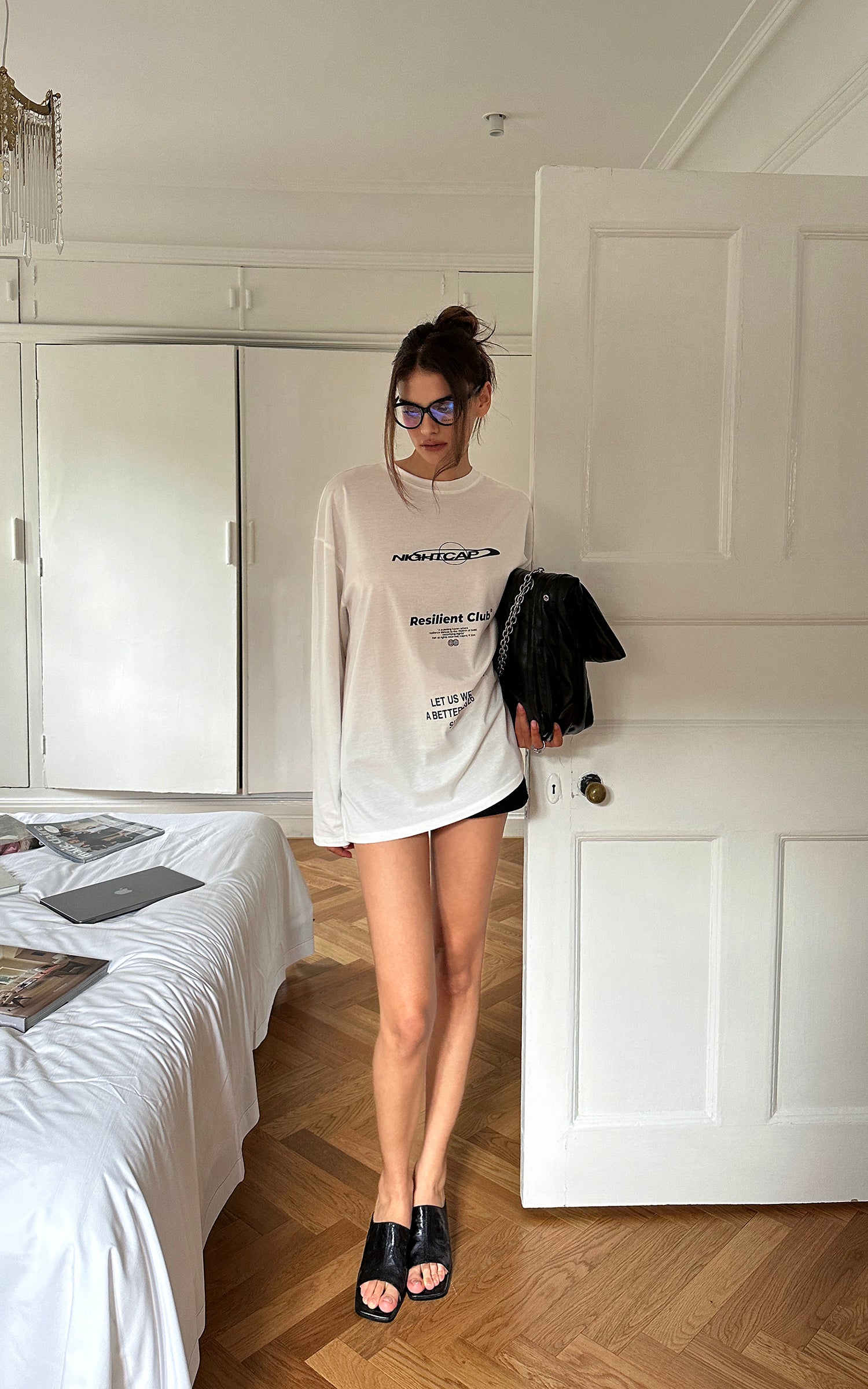 0122stepll T-shirt à manches longues oversize Resilient Club avec motif graphique