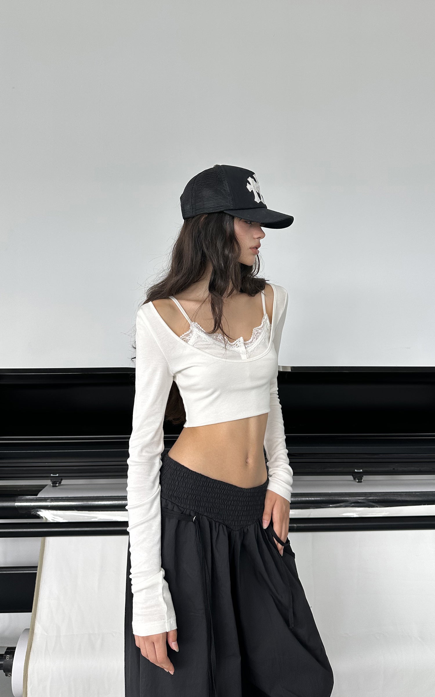 WARDEN EDGE Lace Detail Cropped Long Sleeve Top