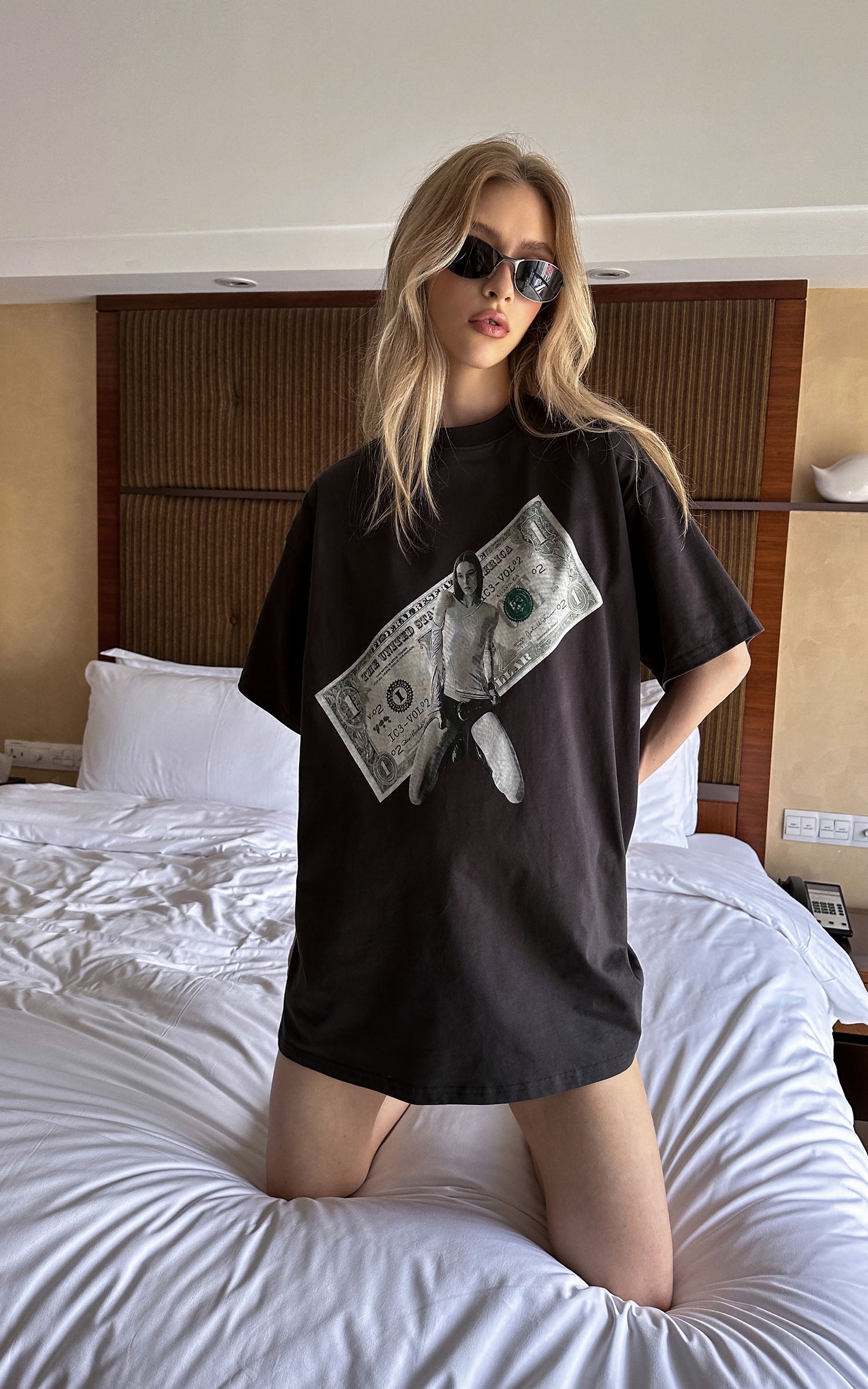 0122stepll Banknote Graphic Oversized T-Shirt