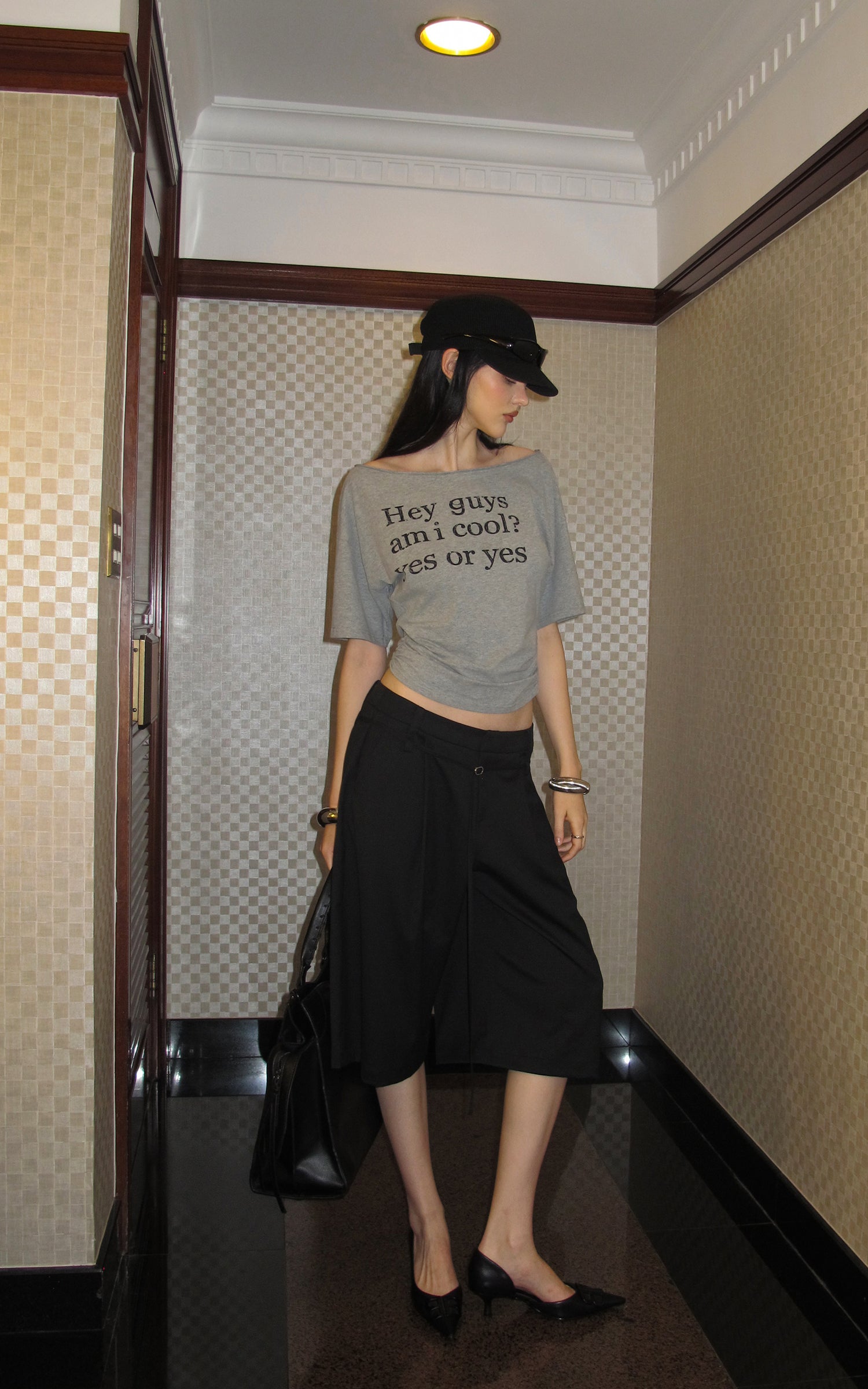 0122stepll Low-Rise Belted Wide-Leg Capri Pants