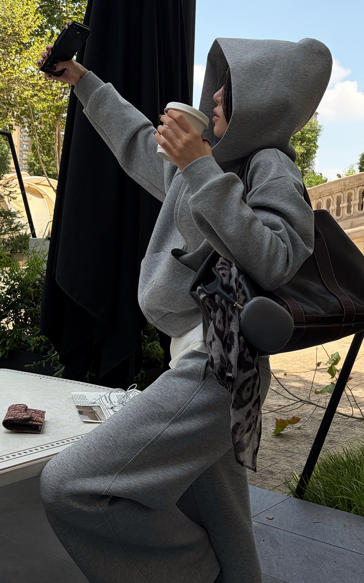 Hydrae Soft Grey Oversized Zip Hoodie &amp; Wide-Leg Drawstring Sweatpants Two-Piece Set