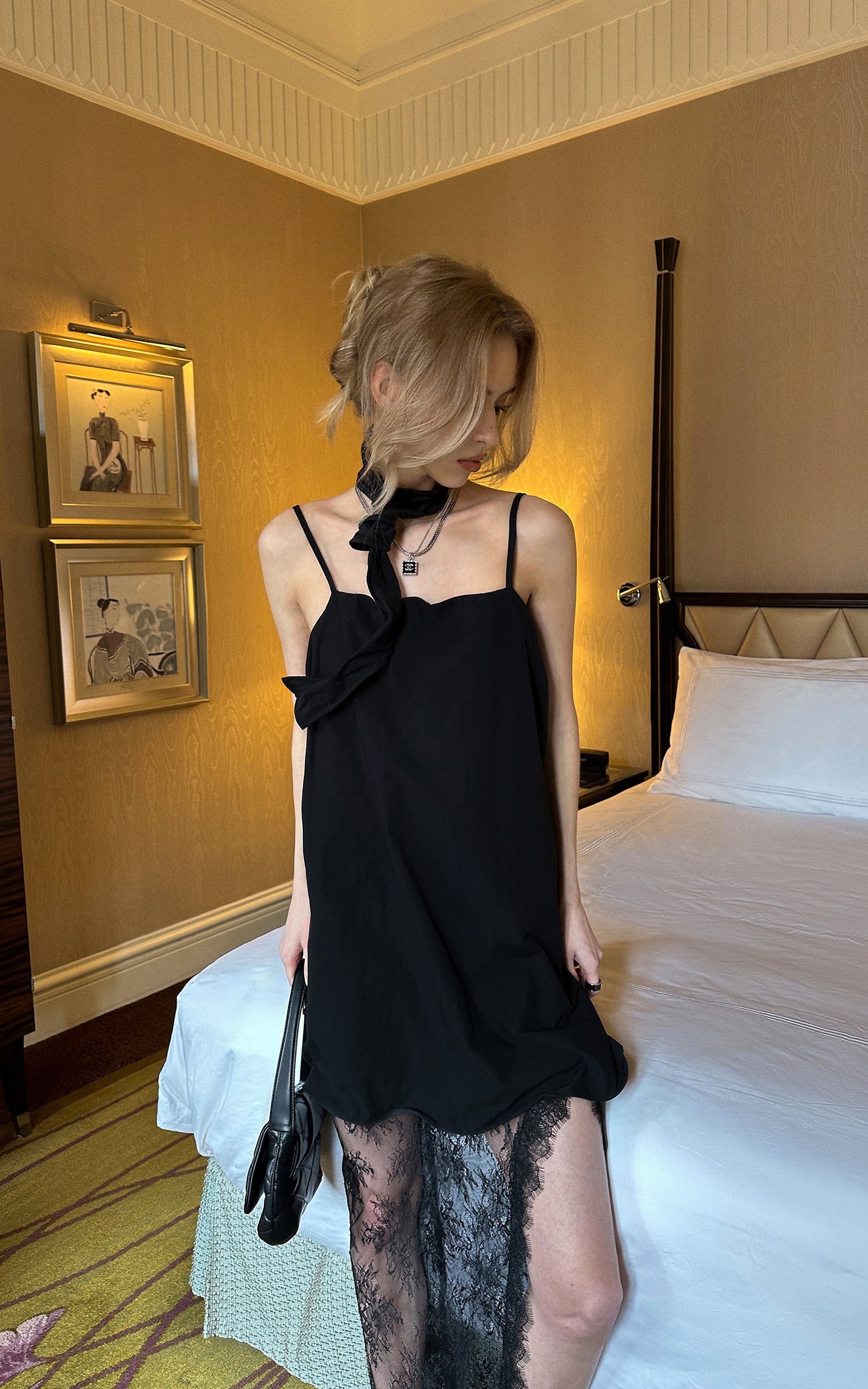 0122stepll Scarf Slip Dress &amp; Sheer Lace Skirt Set
