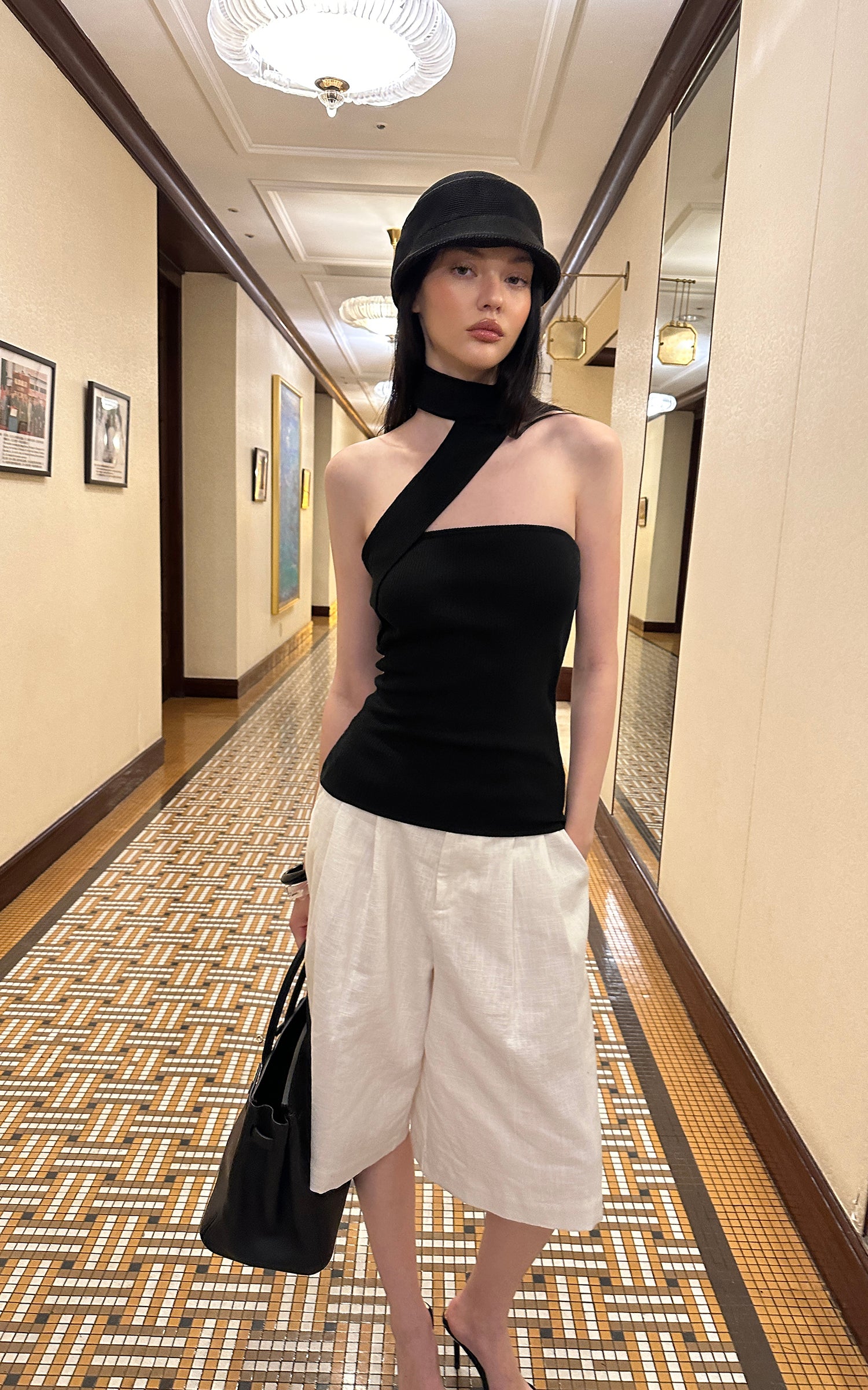0122stepll Pleated Wide-Leg Capri Pants