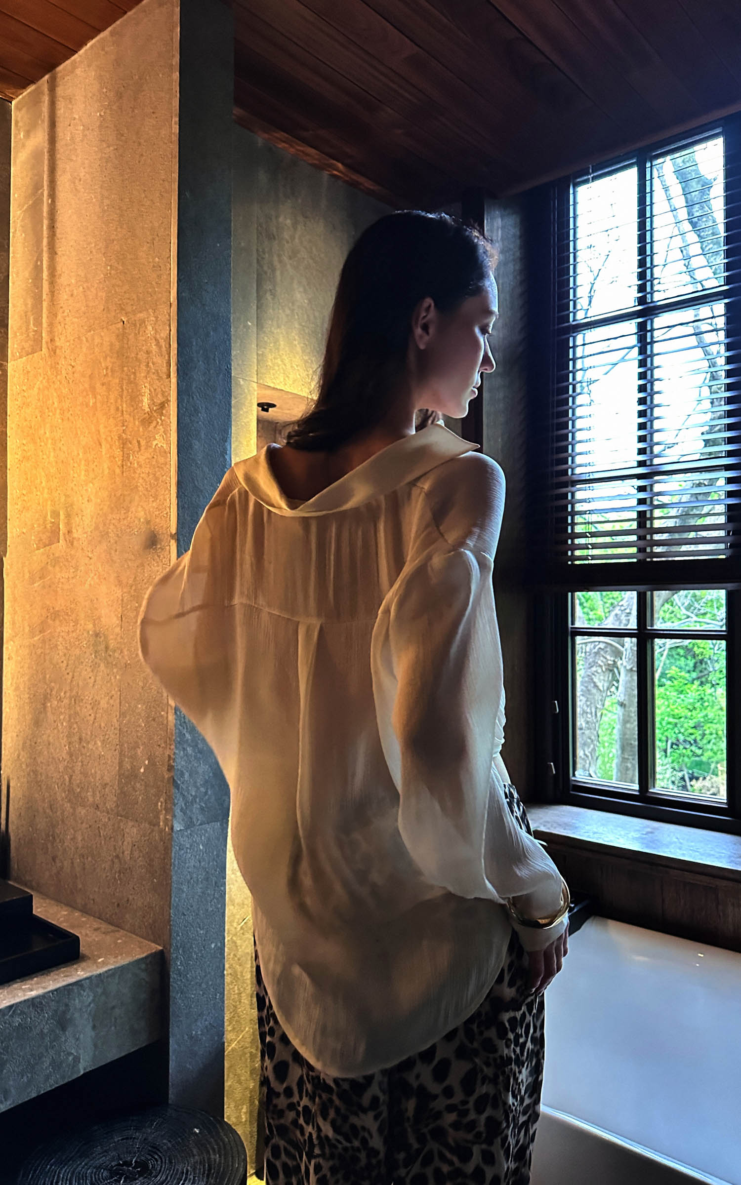 0122stepll Sheer Twisted Draped Satin Shirt