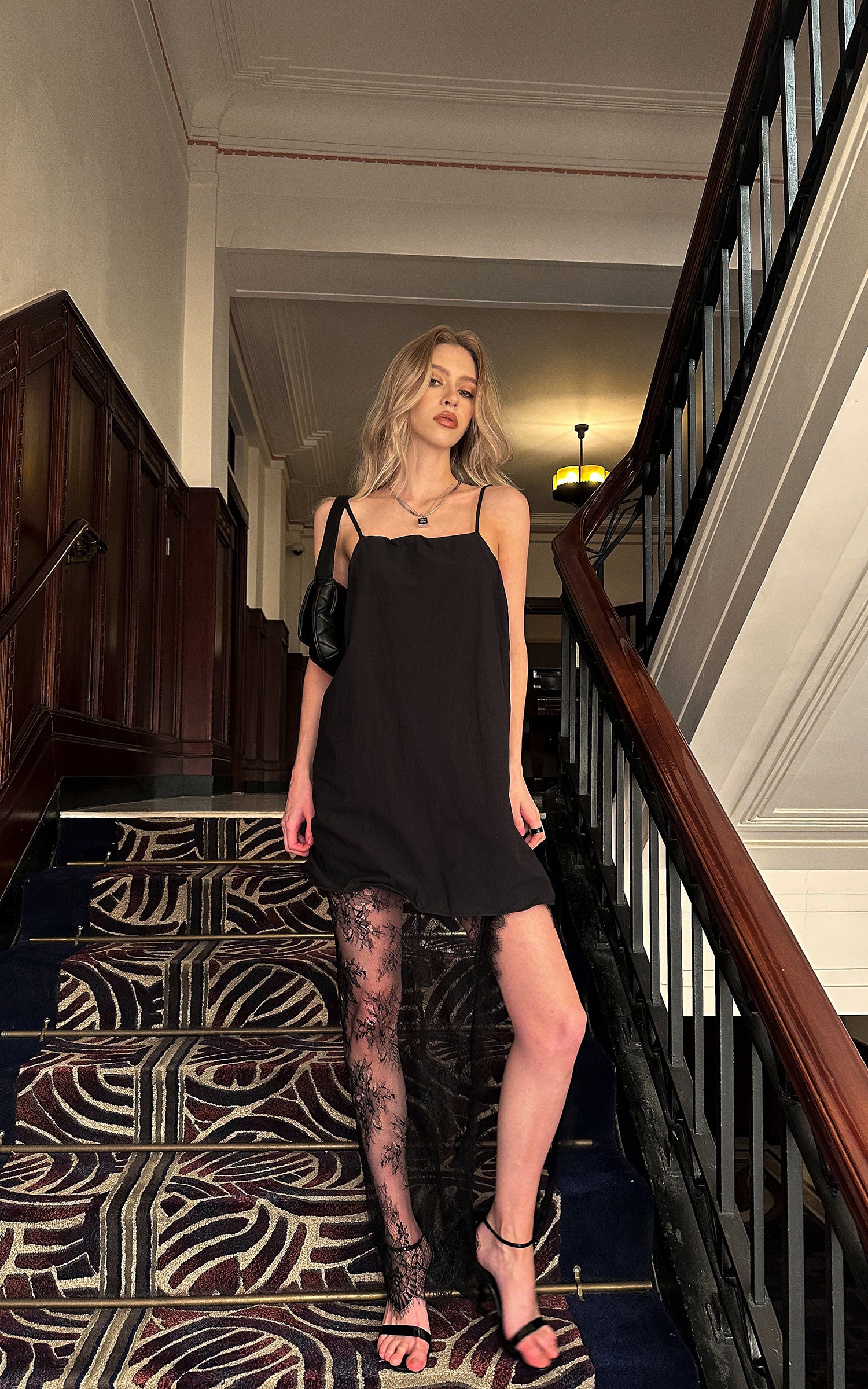 0122stepll Scarf Slip Dress &amp; Sheer Lace Skirt Set