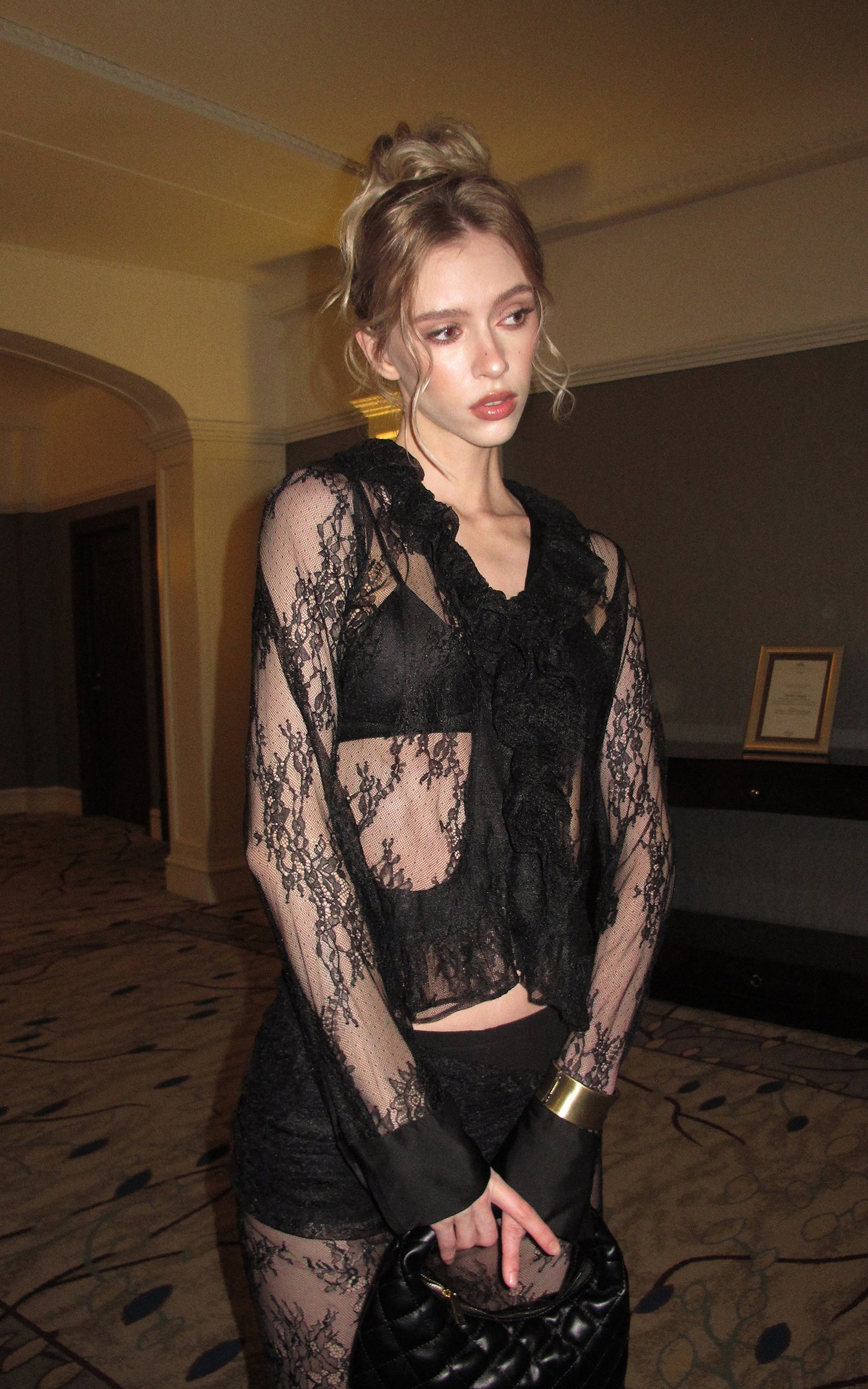 0122stepll Sheer Ruffle Lace Top &amp; Draped Lace Skirt Set