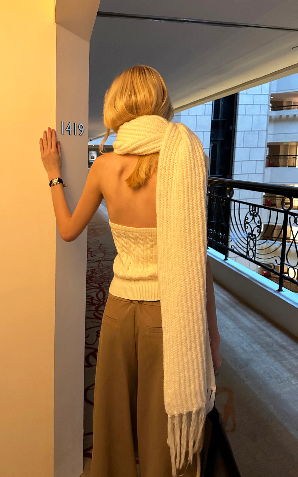 0122stepll Cable Knit Halter Button Vest
