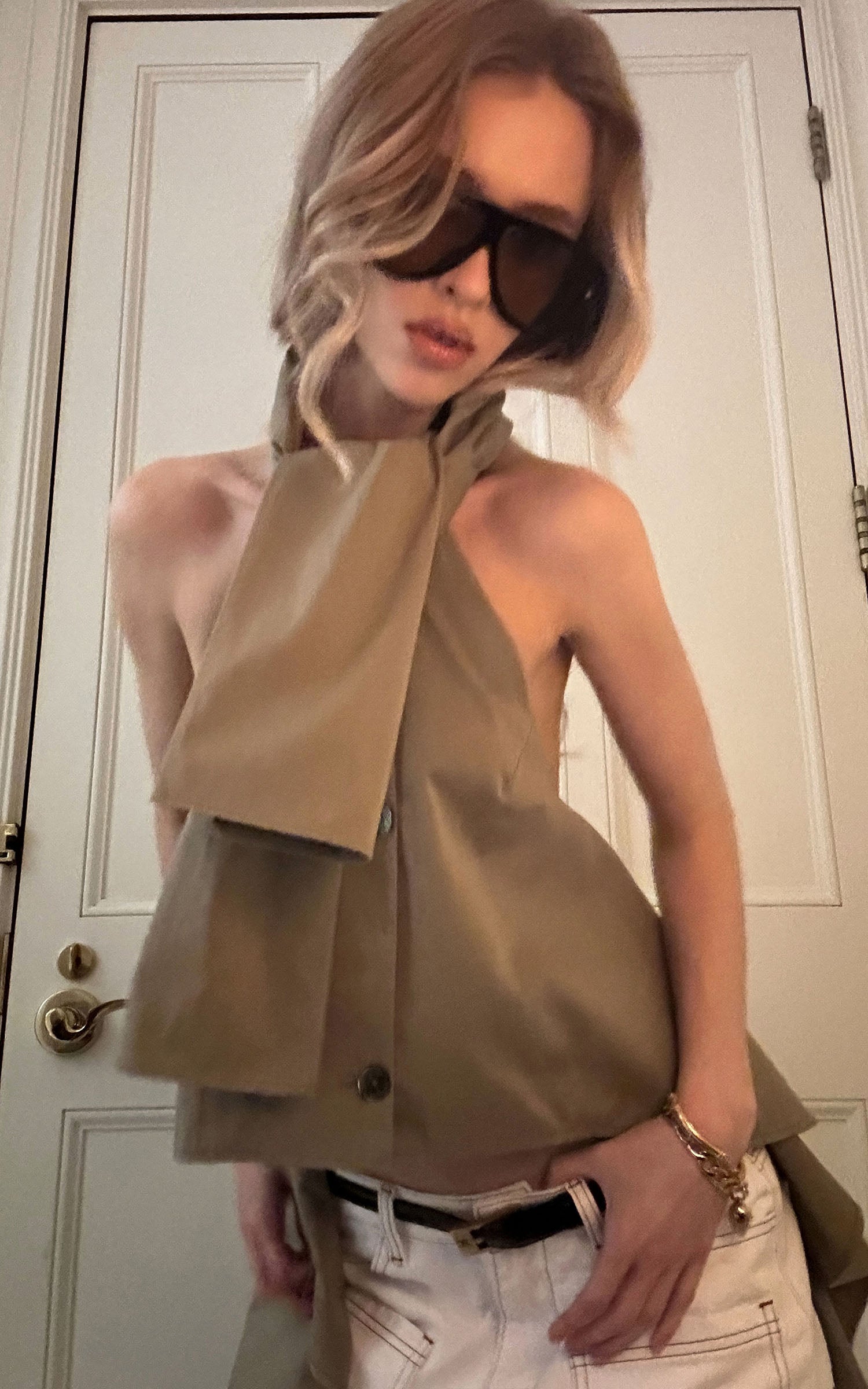 0122stepll Double-Breasted Halter Asymmetric Top