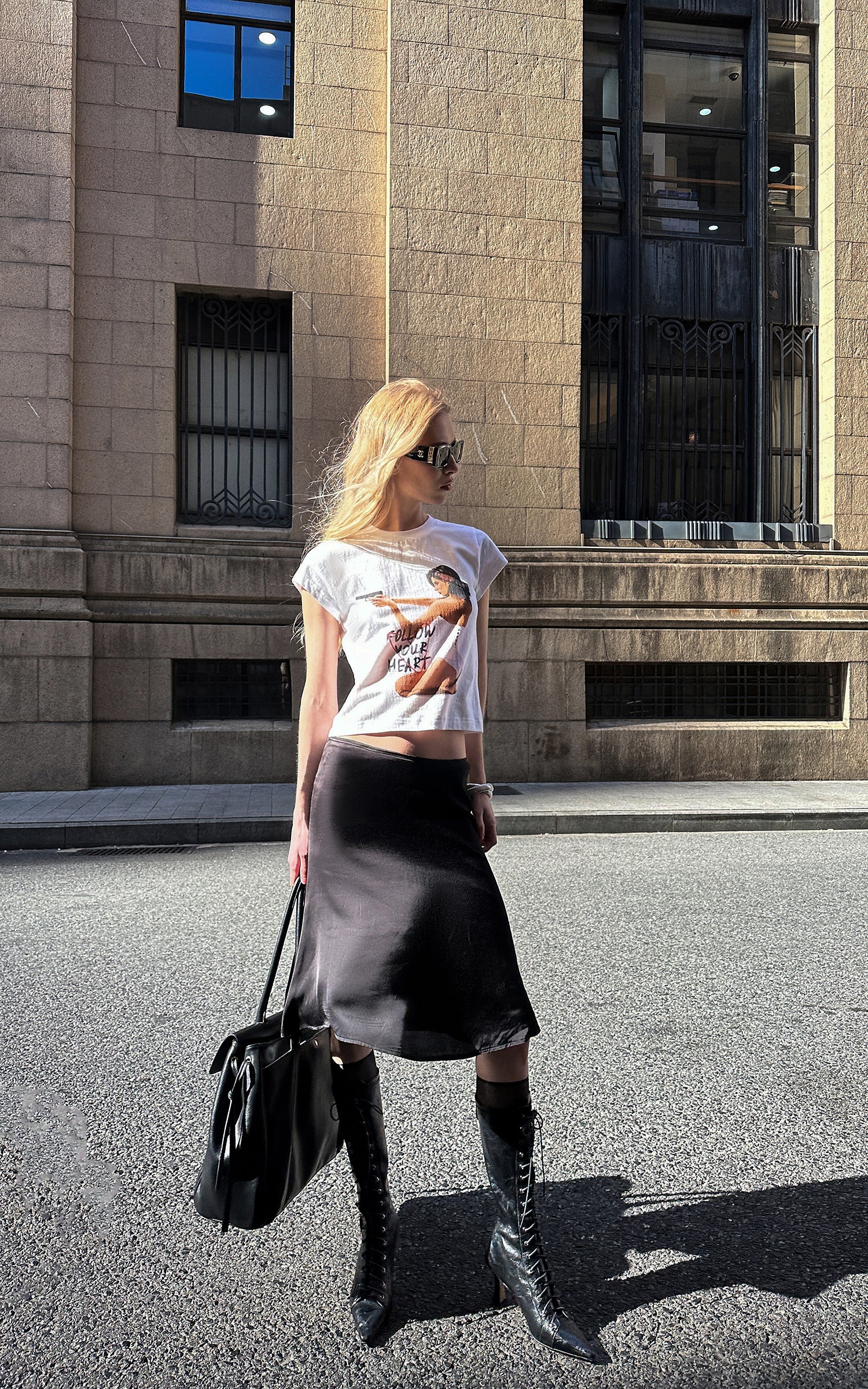 0122stepll Fluid Satin Midi Skirt