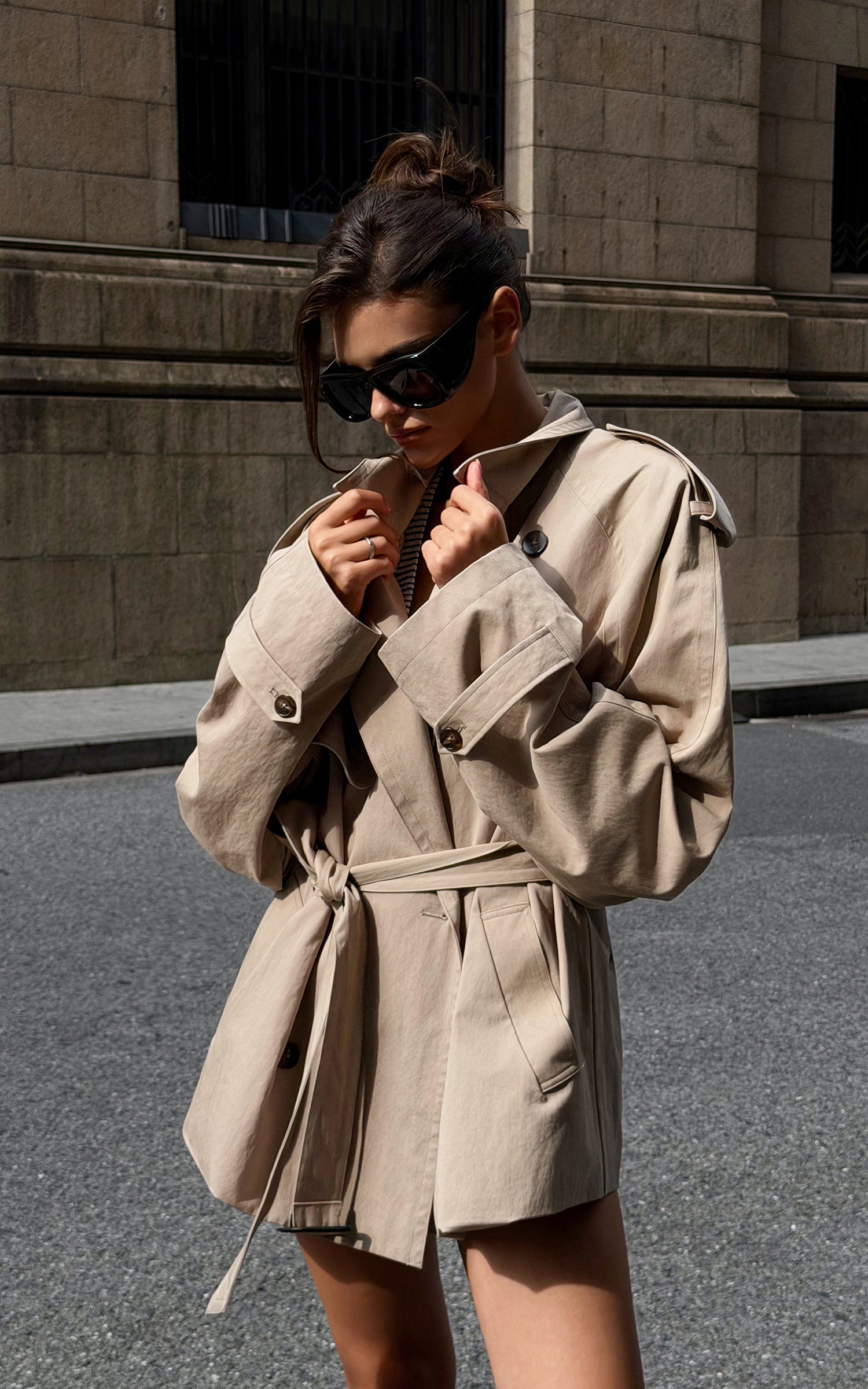 0122stepll Oversized Belted Short Trench Coat
