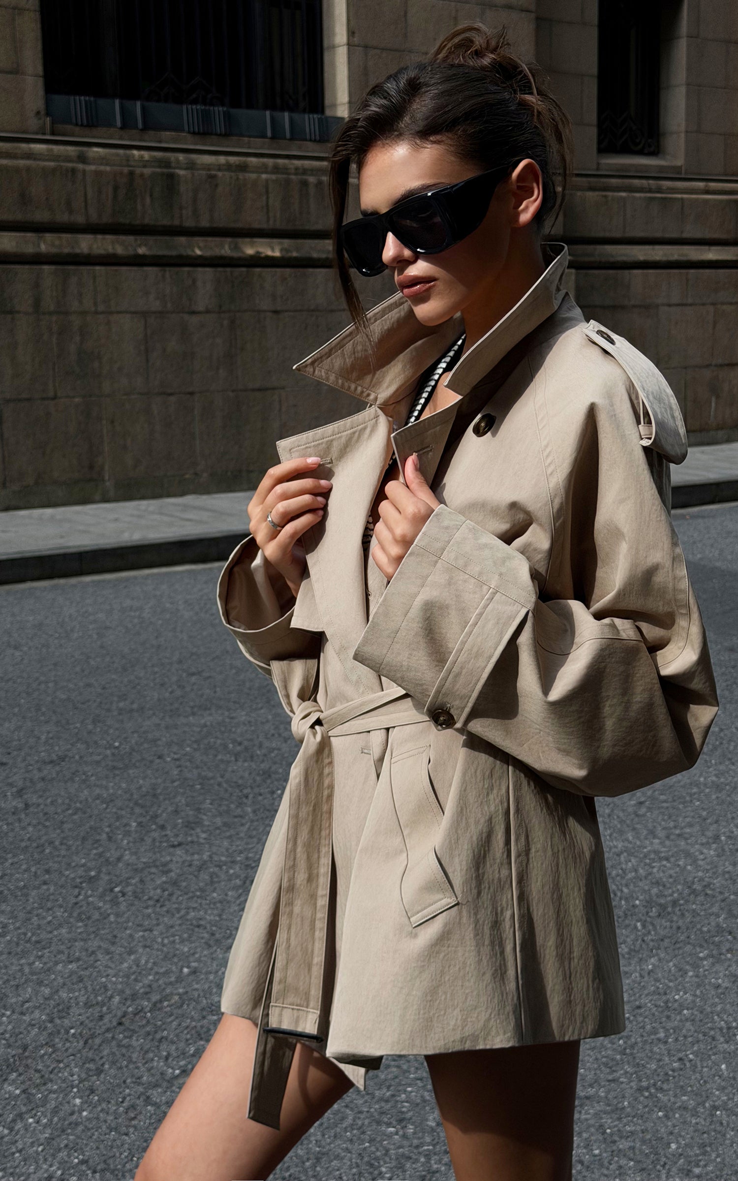0122stepll Oversized Belted Short Trench Coat
