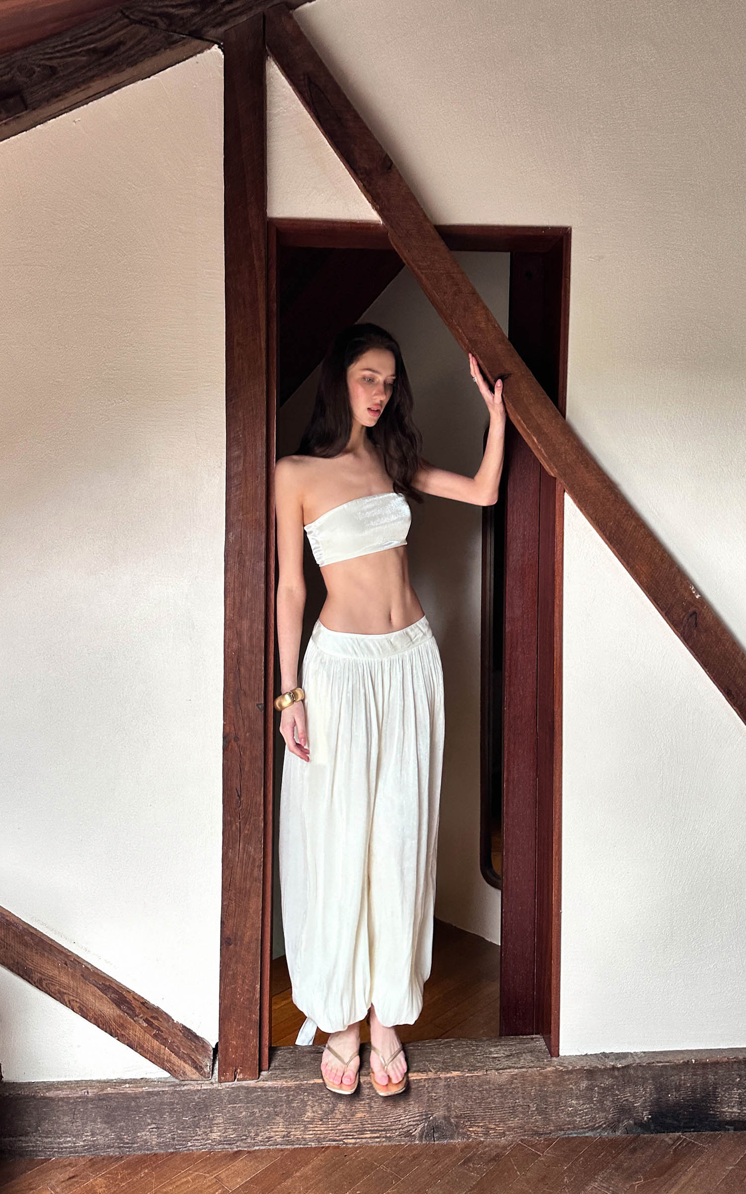 0122stepll Strapless Bandeau Top &amp; Low-Rise Balloon Pants Set