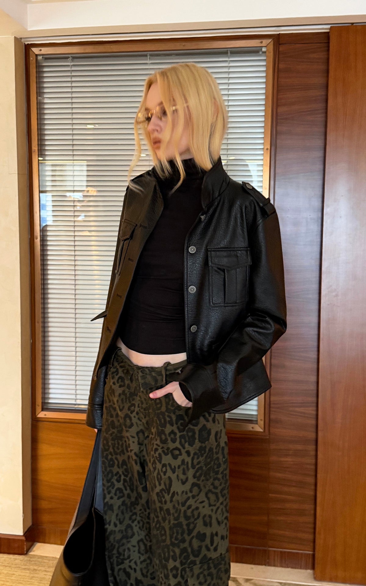 0122stepll Leopard Print Wide-Leg Cargo Pants