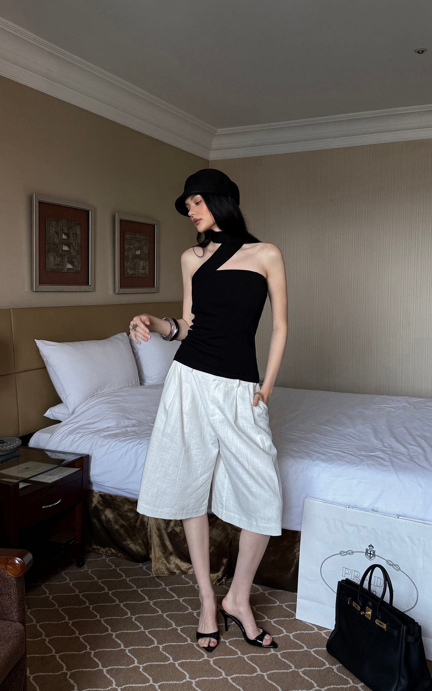 0122stepll Pleated Wide-Leg Capri Pants