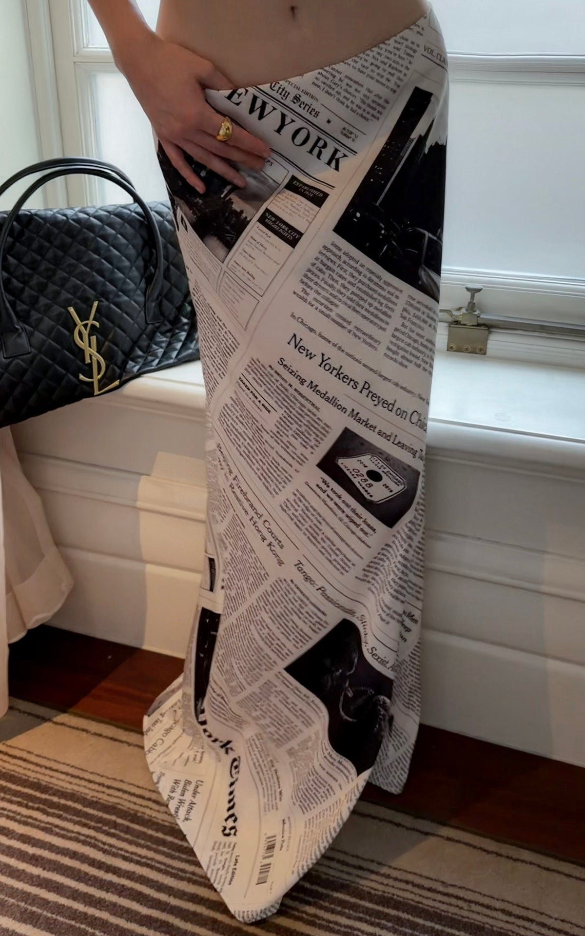 0122stepll Newspaper Print Low-Rise Maxi Skirt