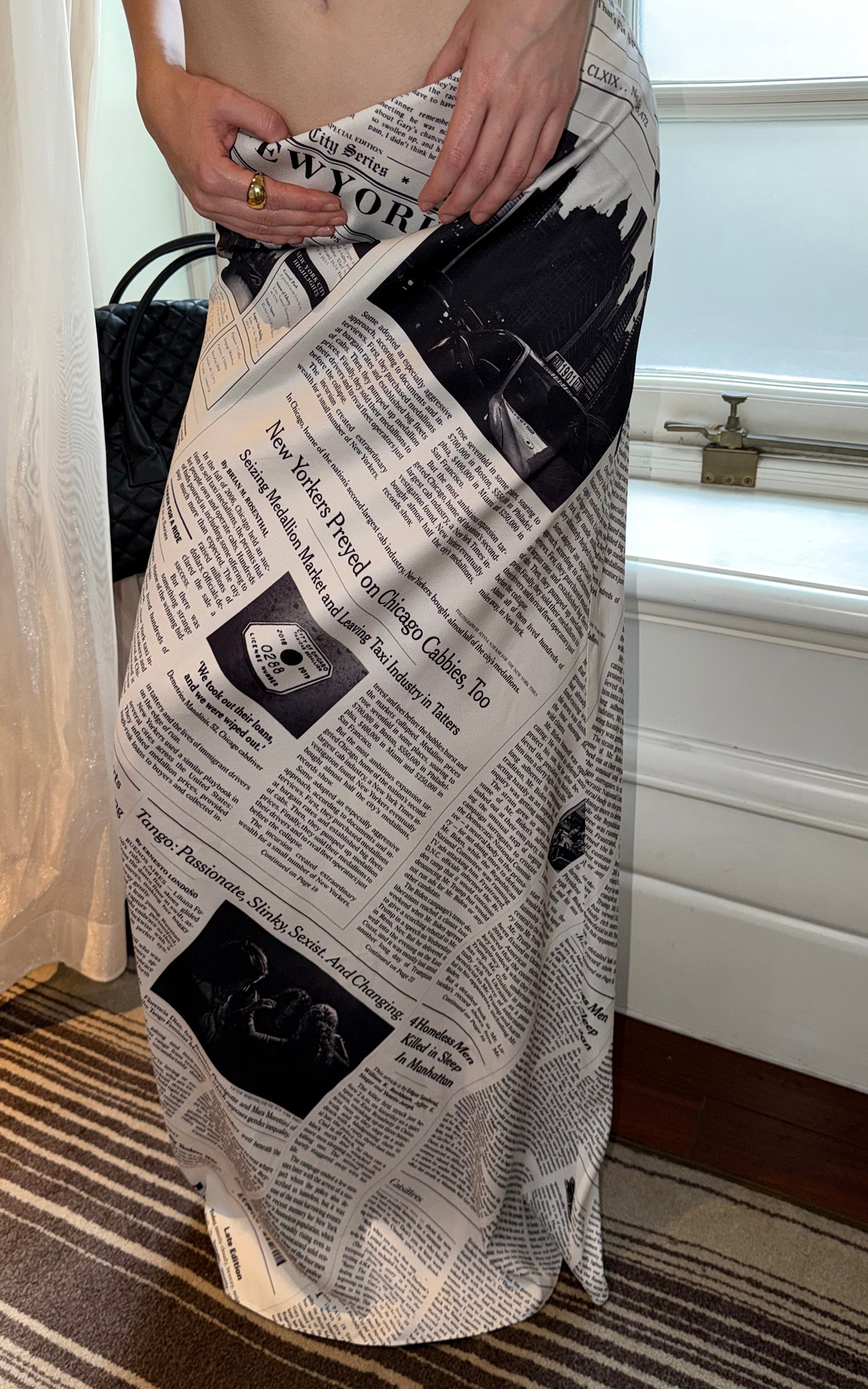 0122stepll Newspaper Print Low-Rise Maxi Skirt