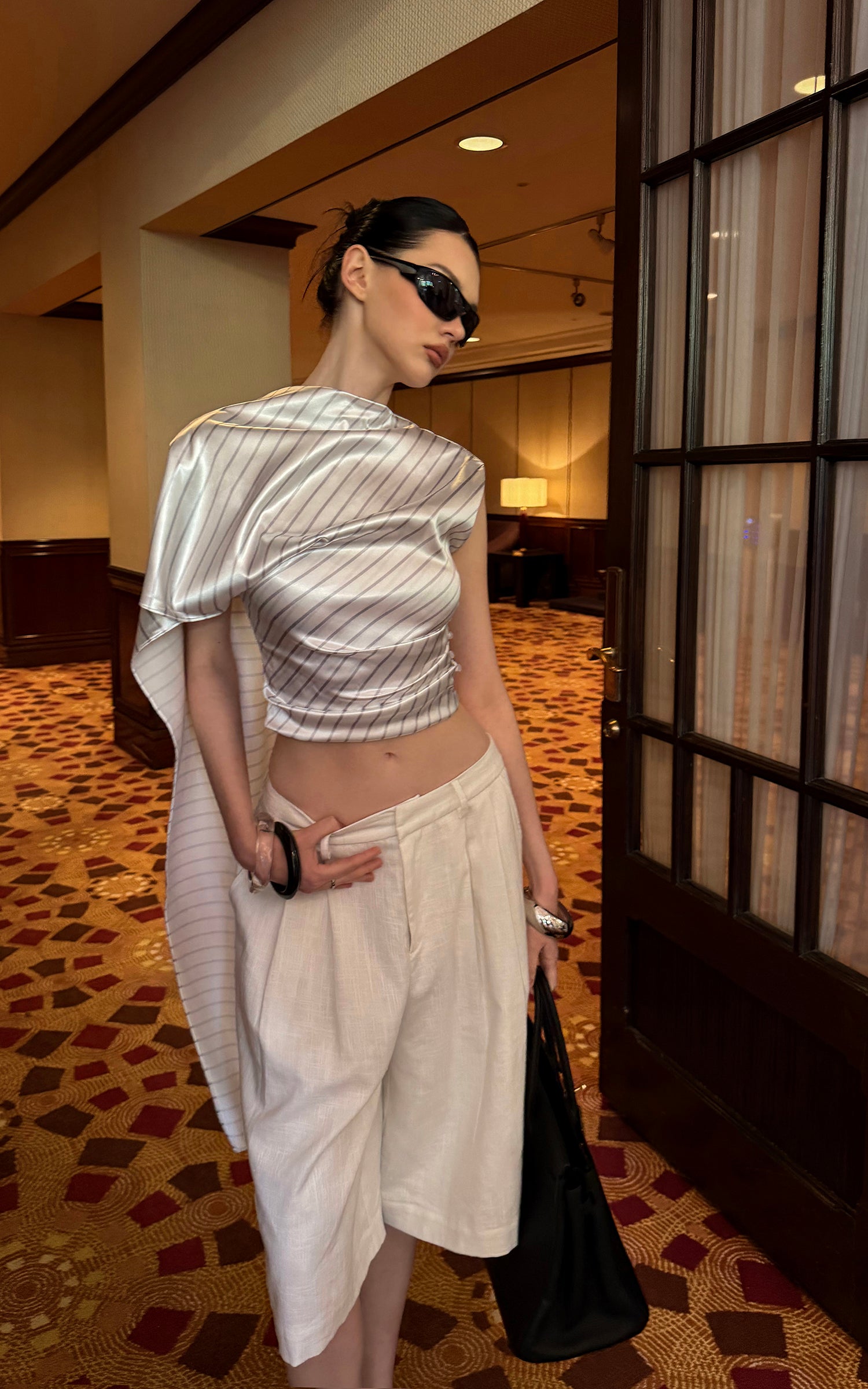 0122stepll Asymmetric Drape Stripe Satin Top