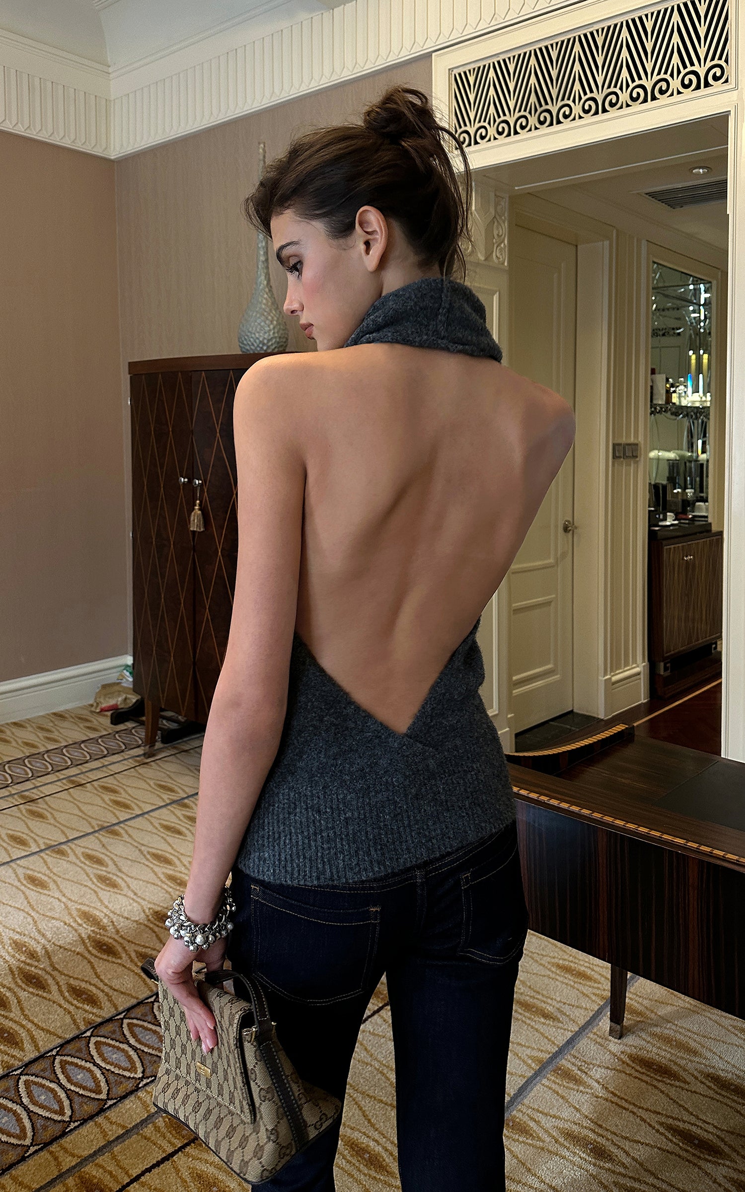 0122stepll Backless Hooded Knit Vest