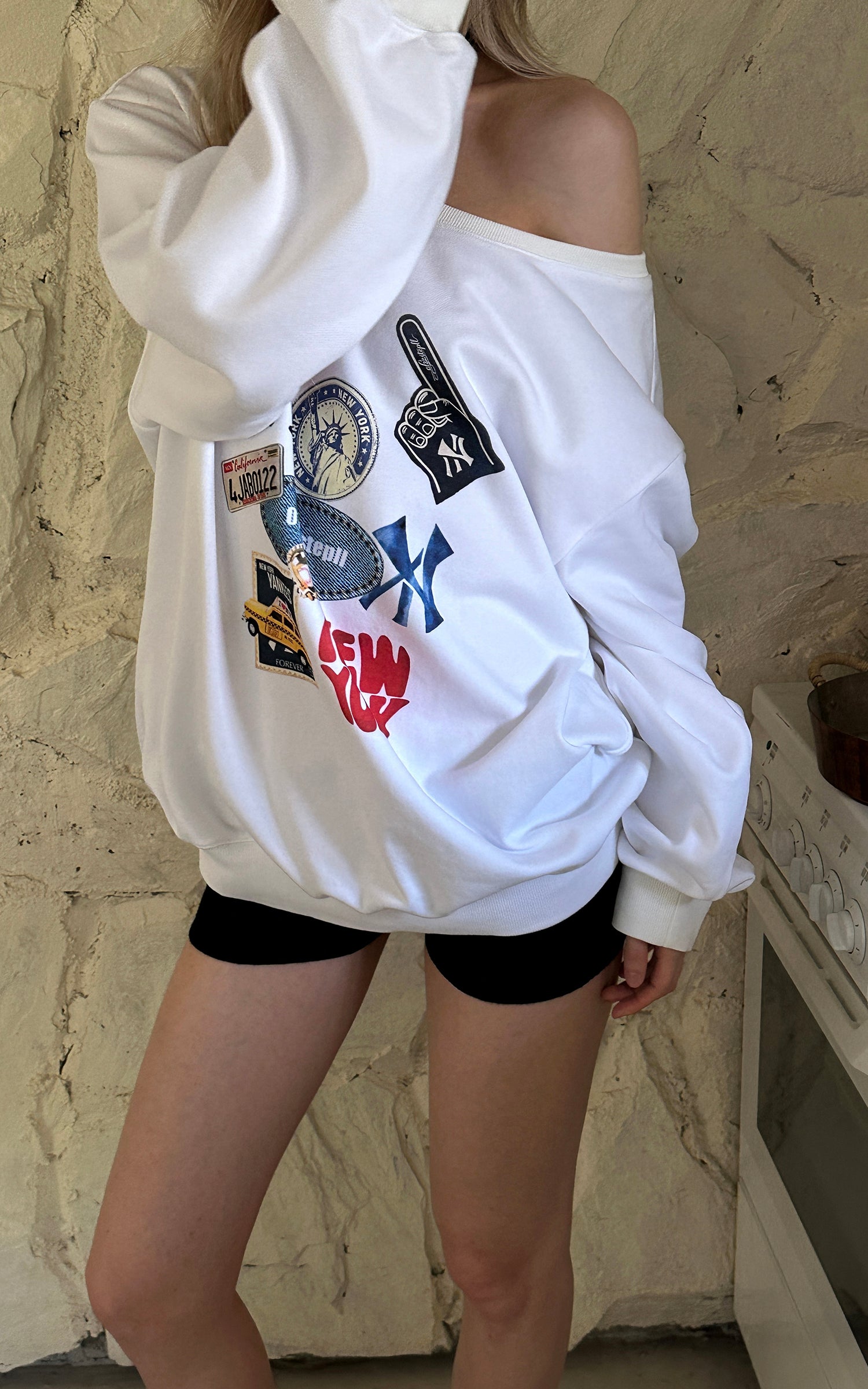 0122stepll New York Graphic Oversized Sweatshirt