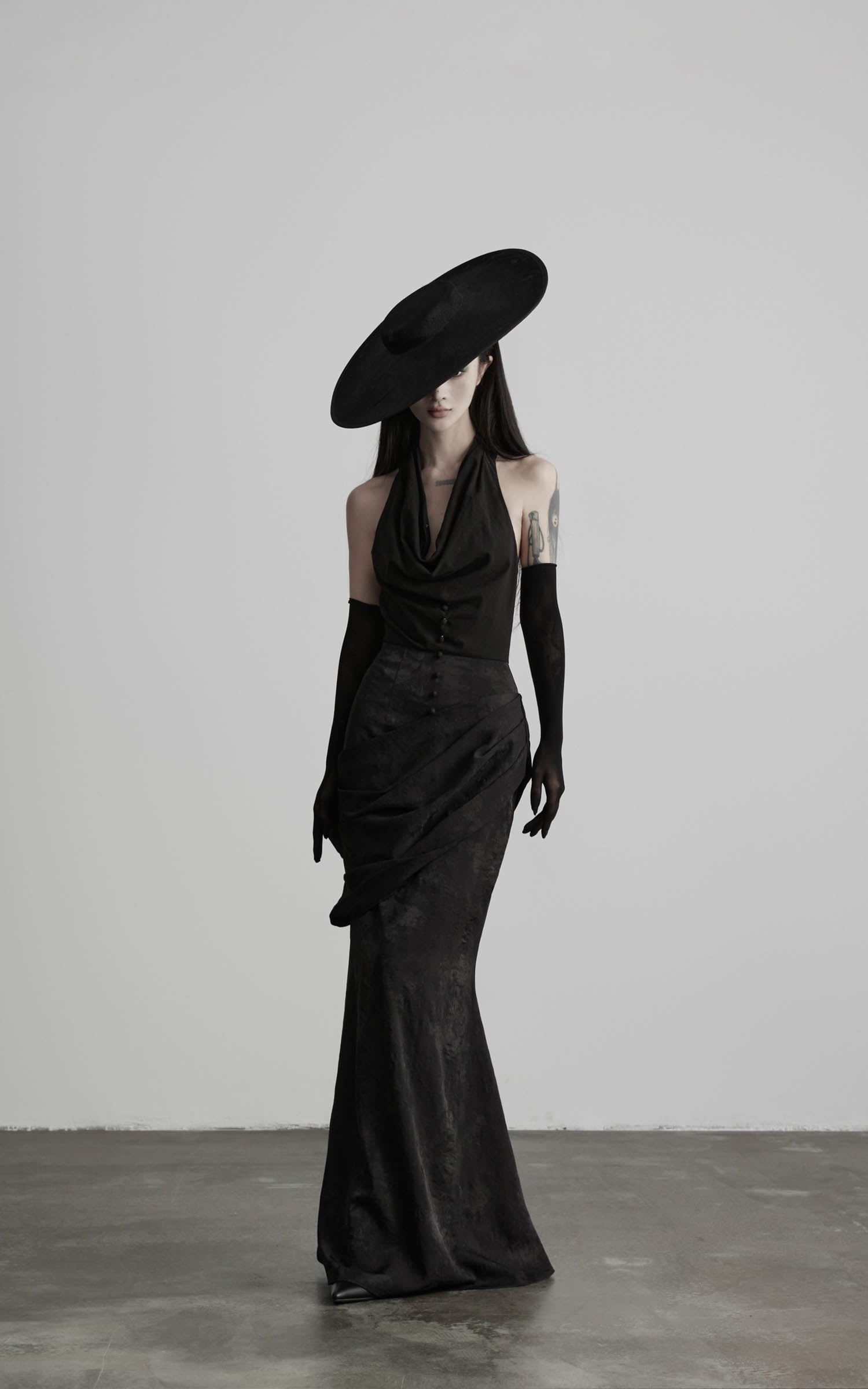 DOINDULGE Halter Cowl Neck Maxi Dress