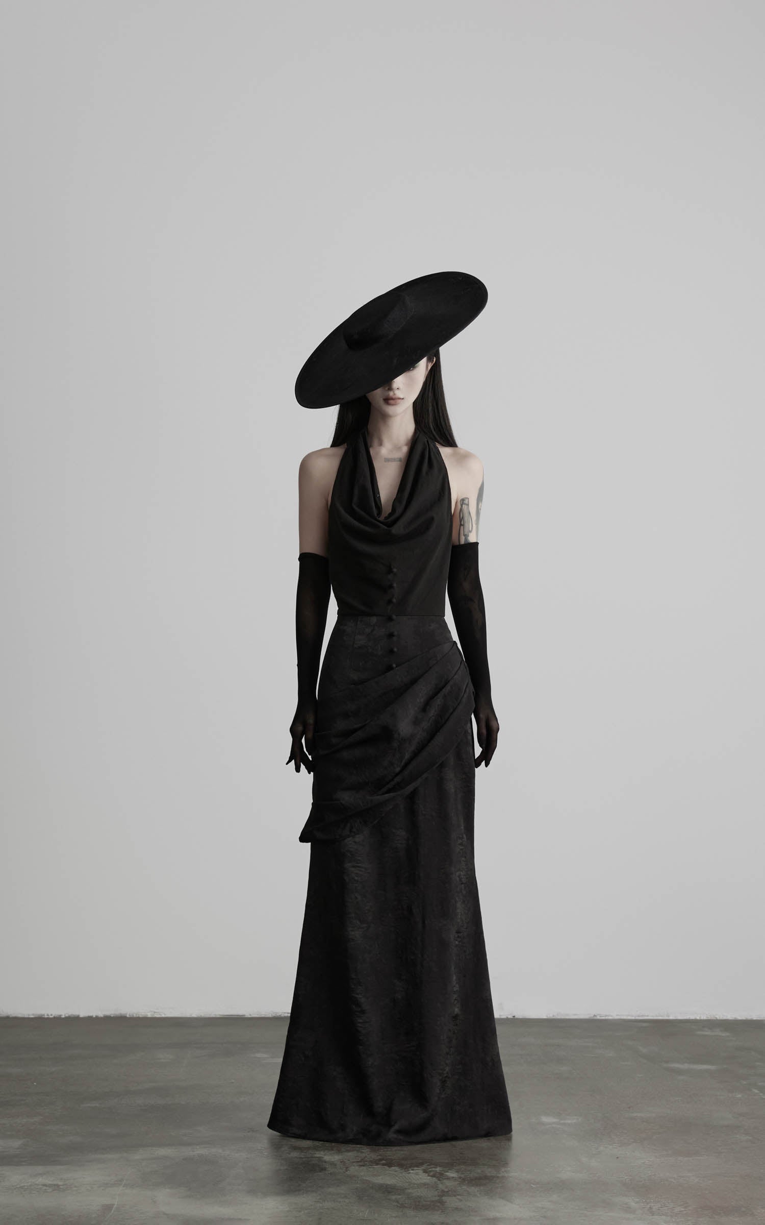 DOINDULGE Halter Cowl Neck Maxi Dress